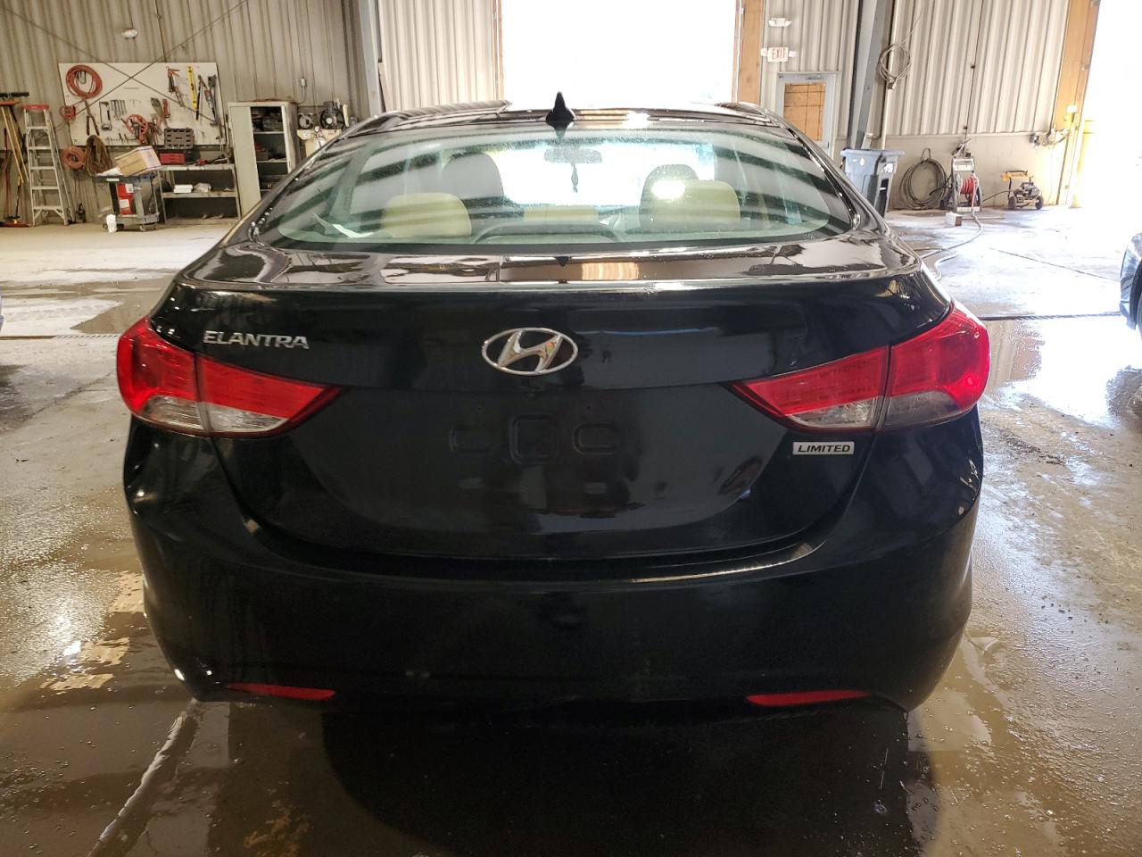2011 Hyundai Elantra - Image 6