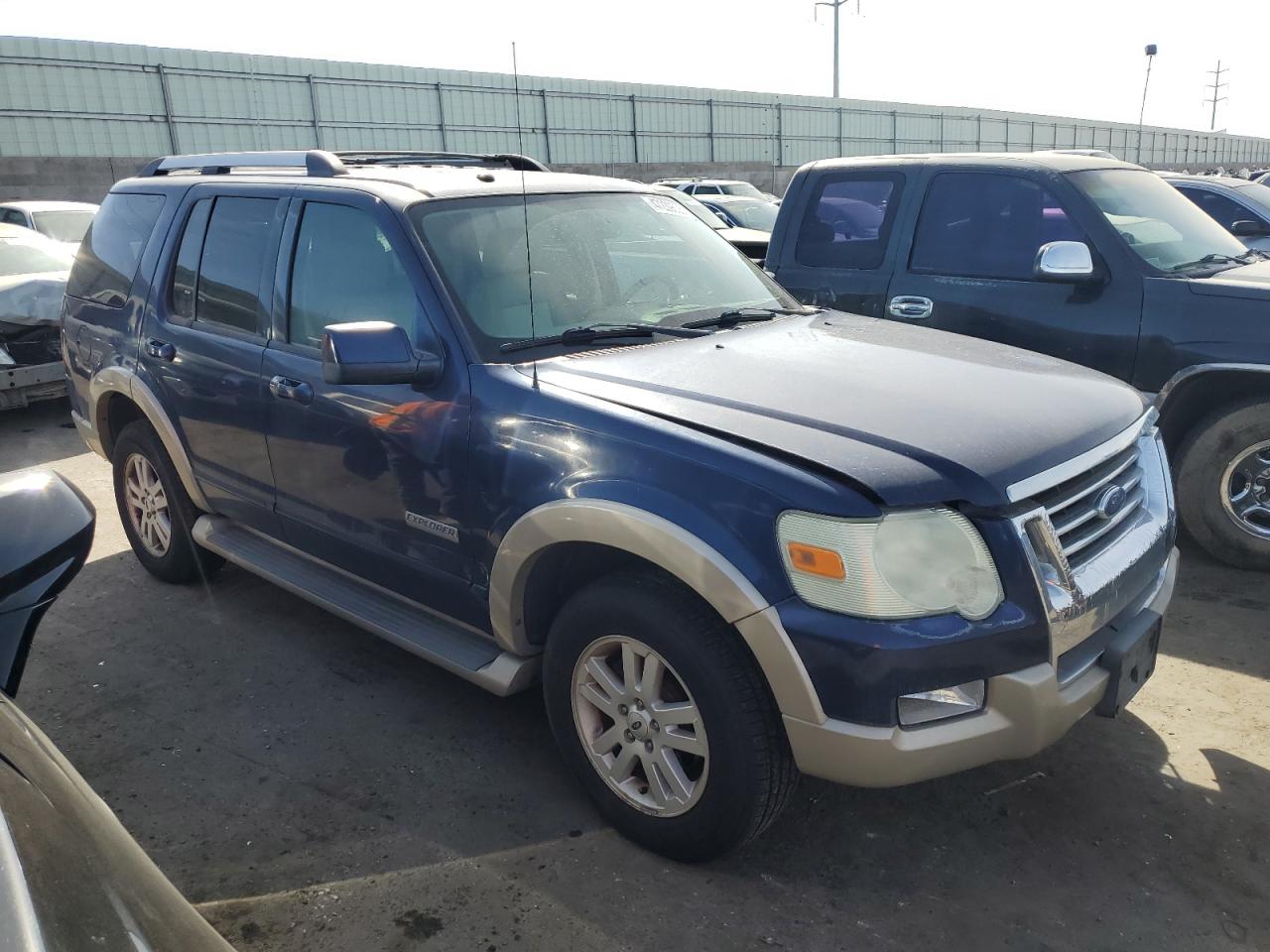 2007 Ford Explorer - Image 4