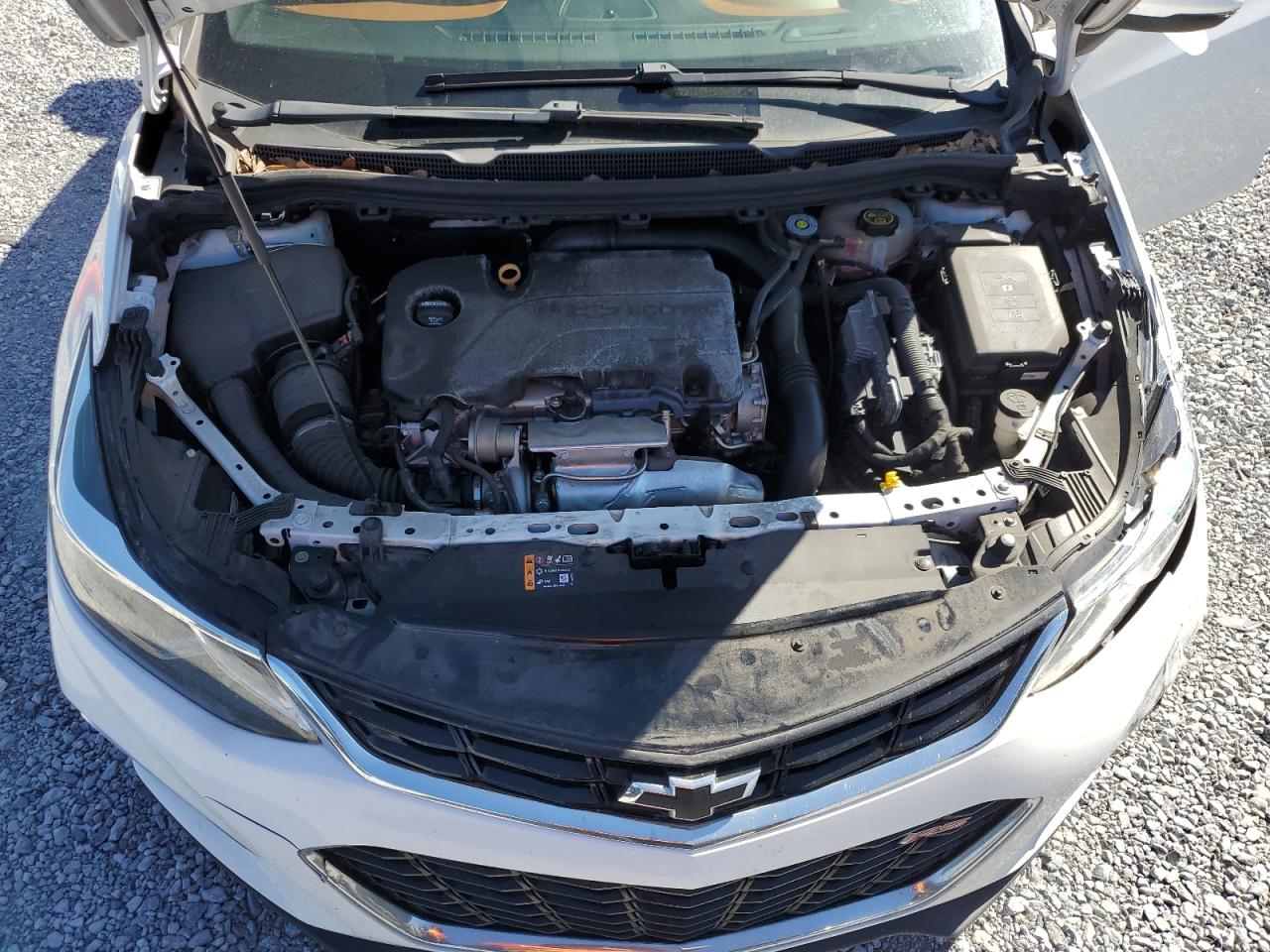 2018 Chevrolet Cruze - Image 11