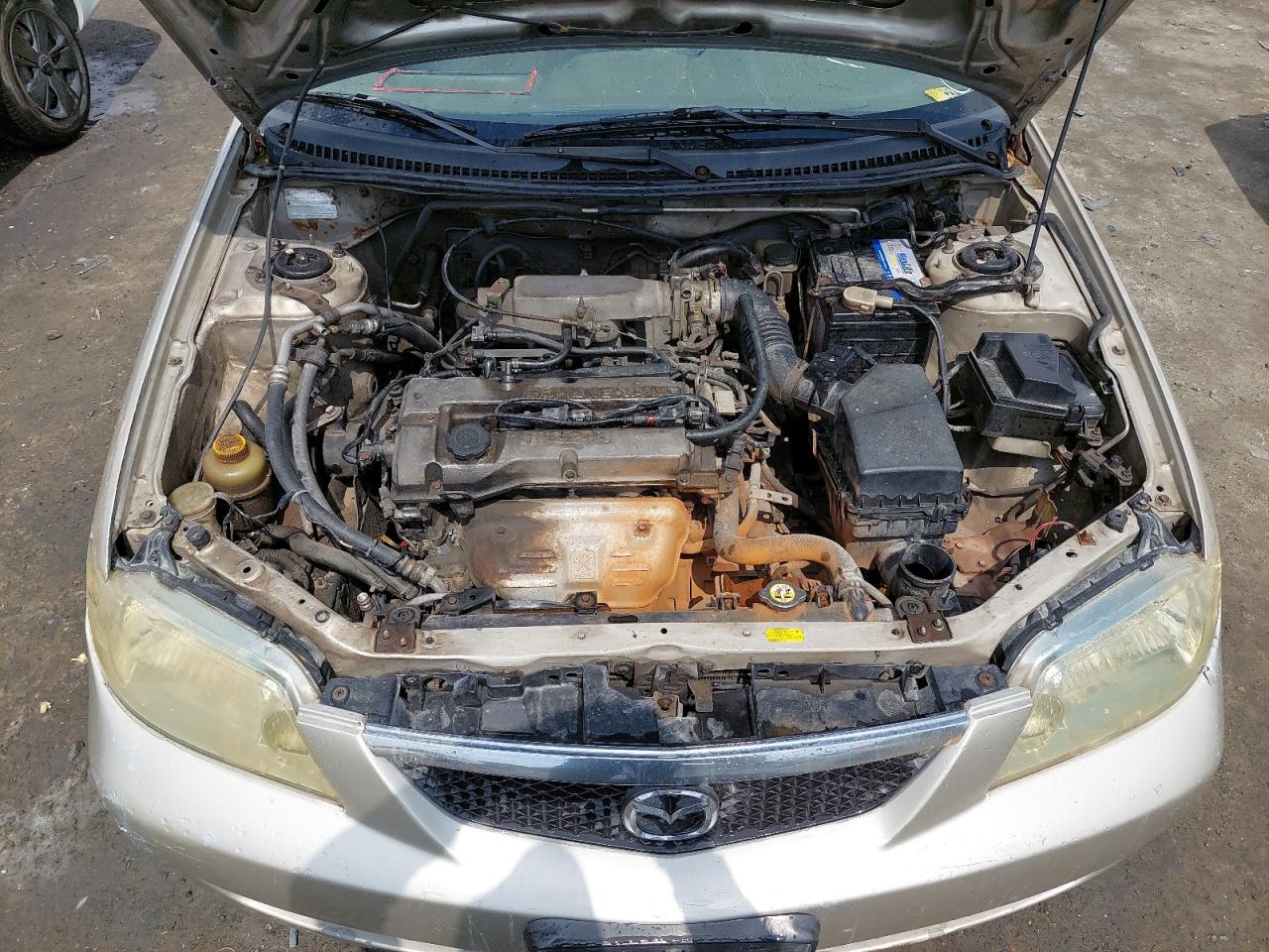 JM7BJ12M820204226 - 2002 Mazda 323 - #48639125