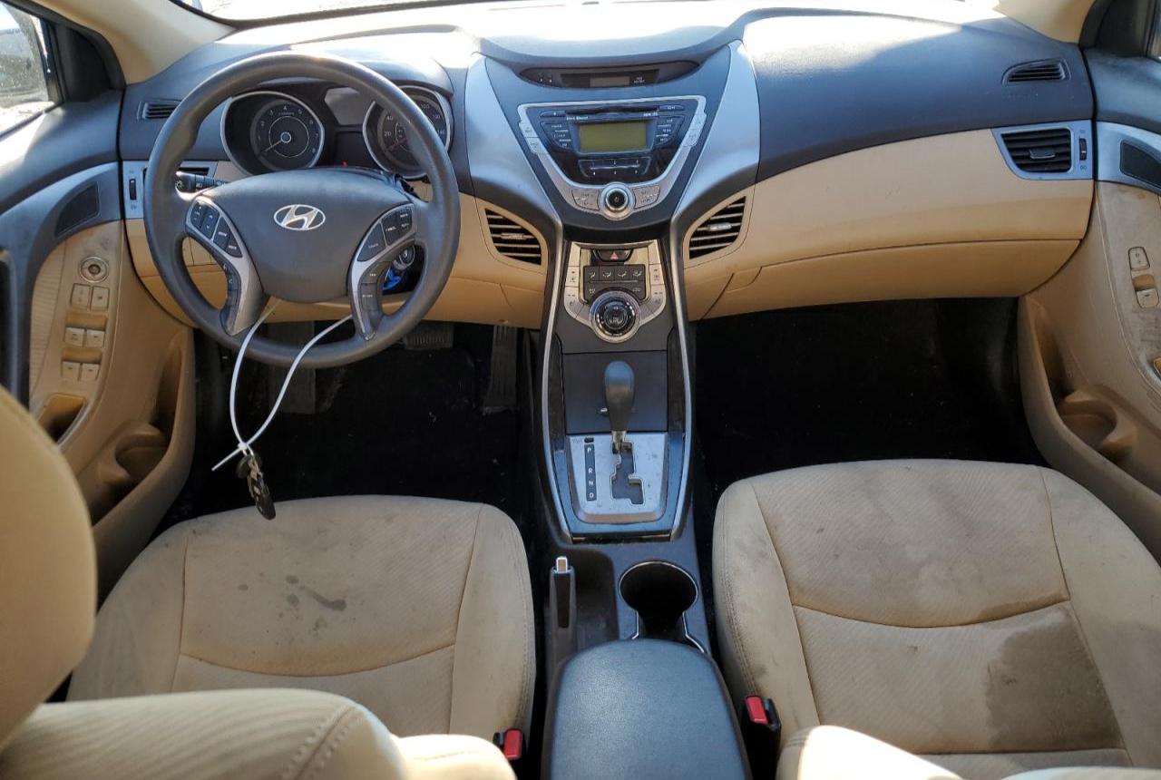 2013 Hyundai Elantra - Image 8