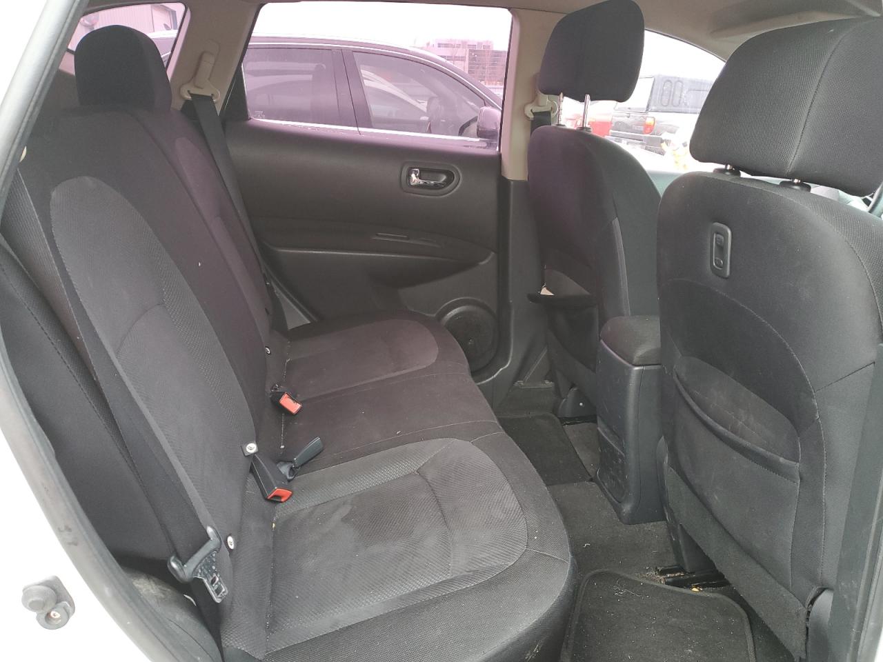2011 Nissan Rogue - Image 11