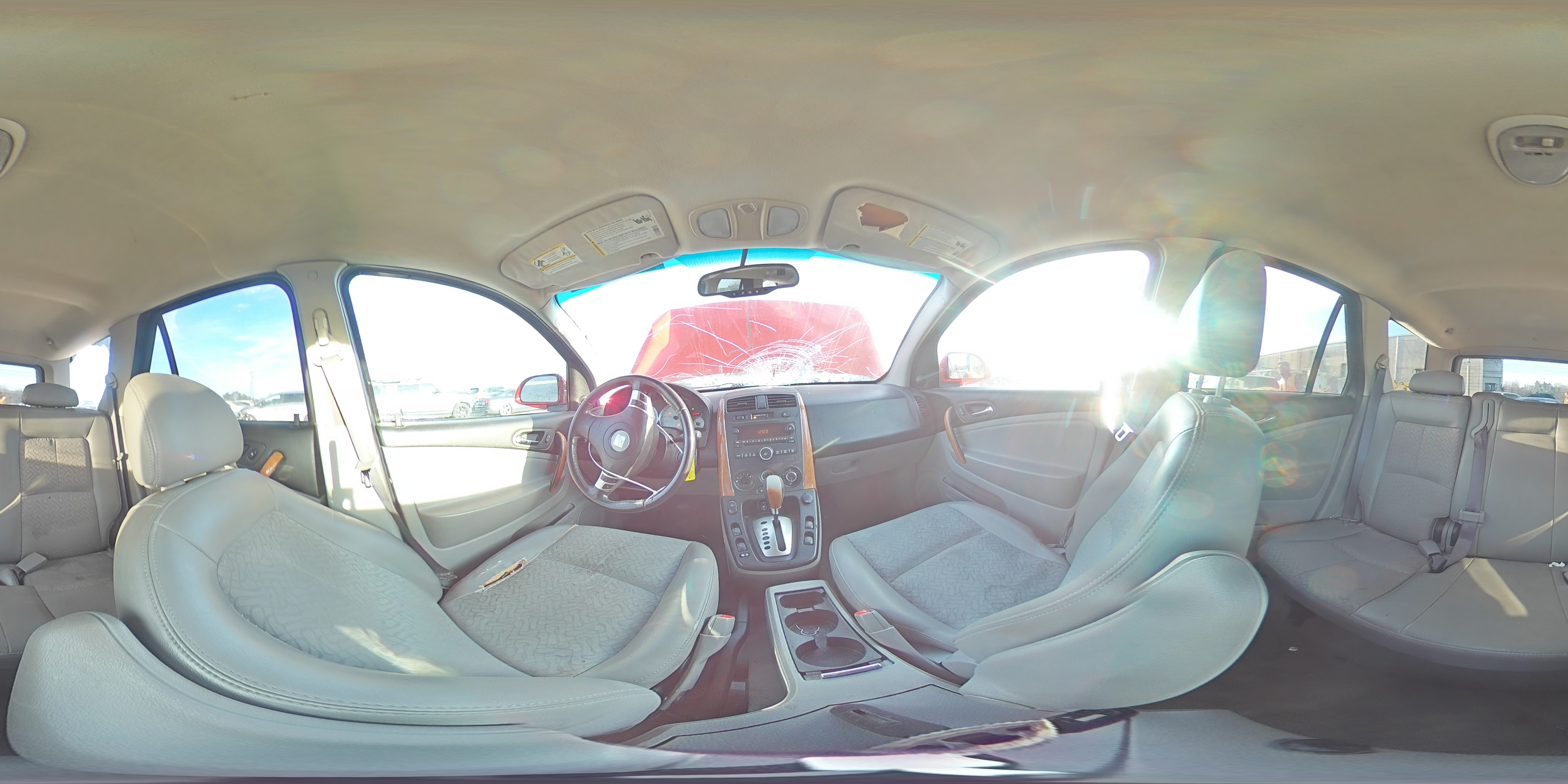 2006 Saturn VUE - Image 13