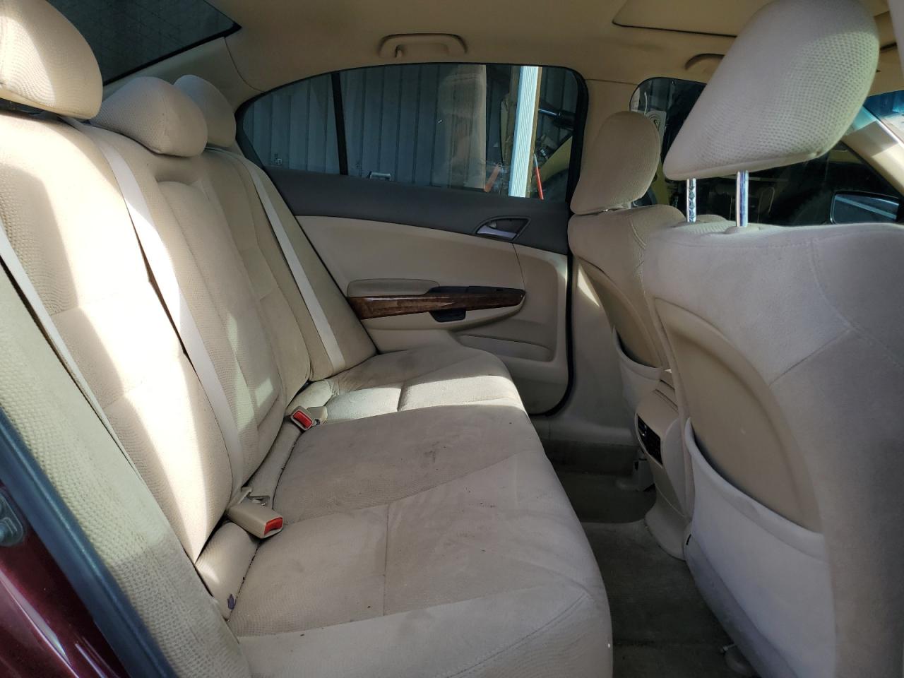 2010 Honda Accord - Image 11