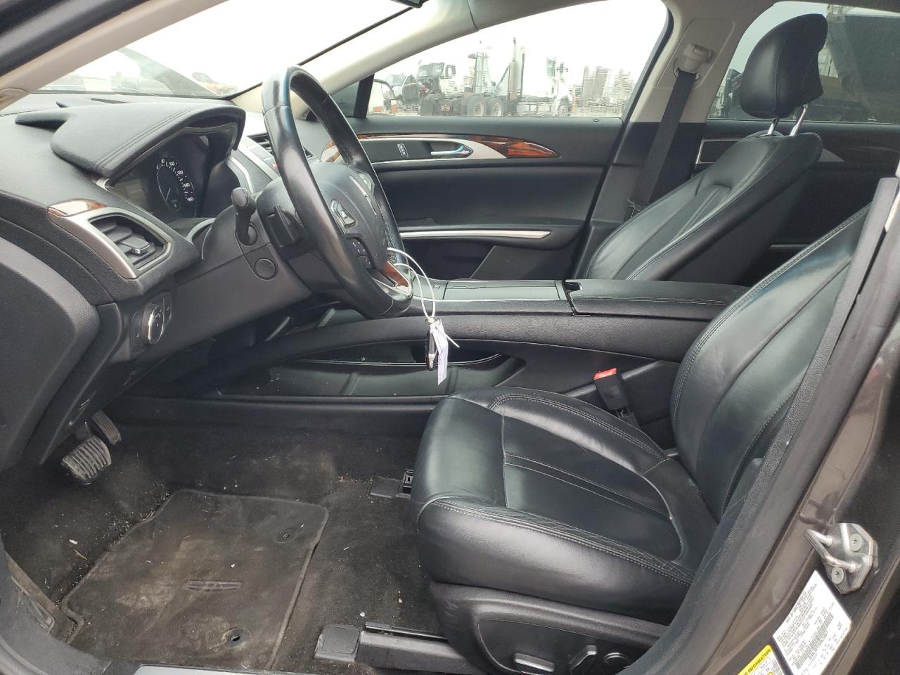 2016 Lincoln MKZ - Image 7