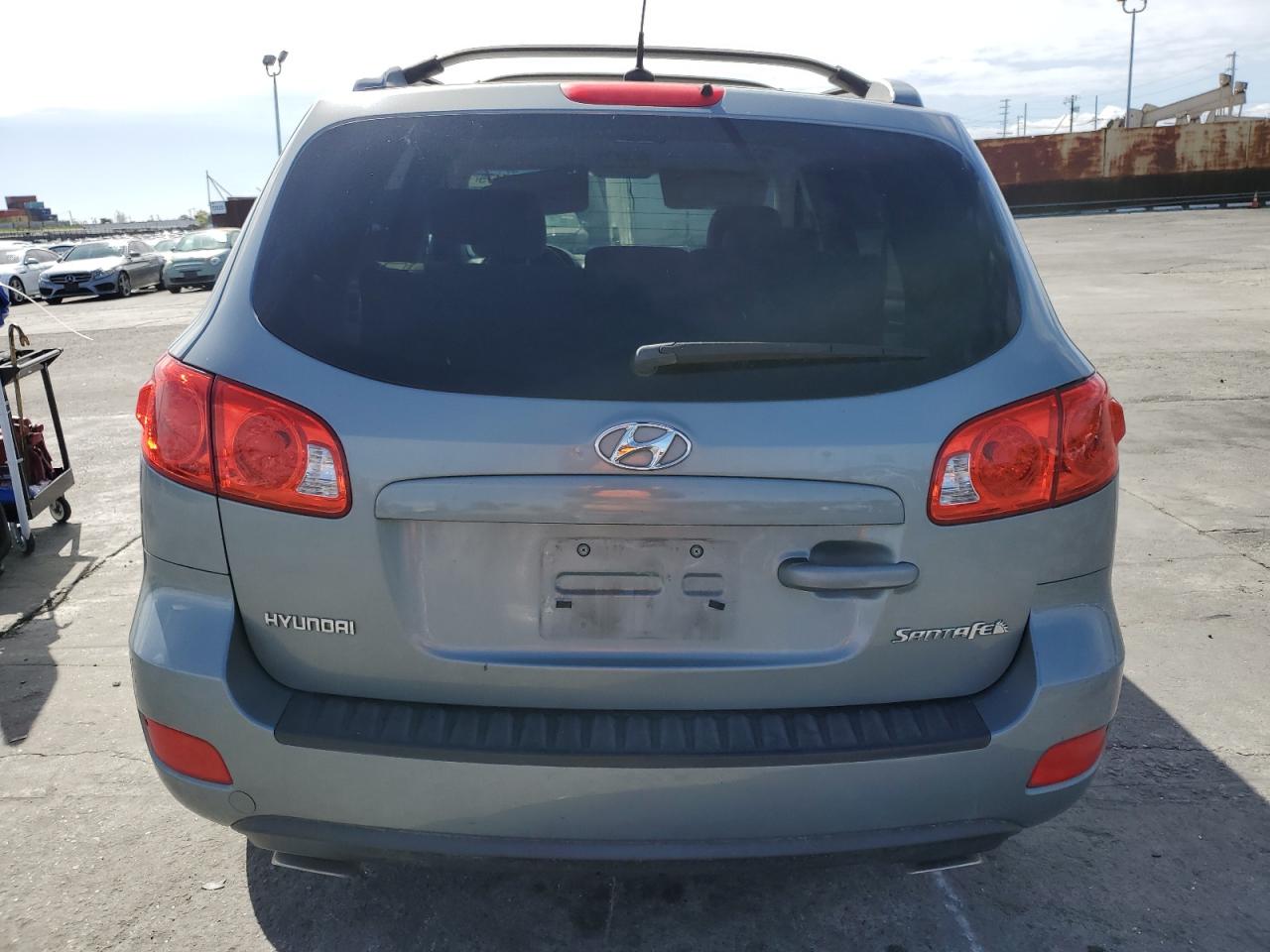 2009 Hyundai Santa Fe - Image 6
