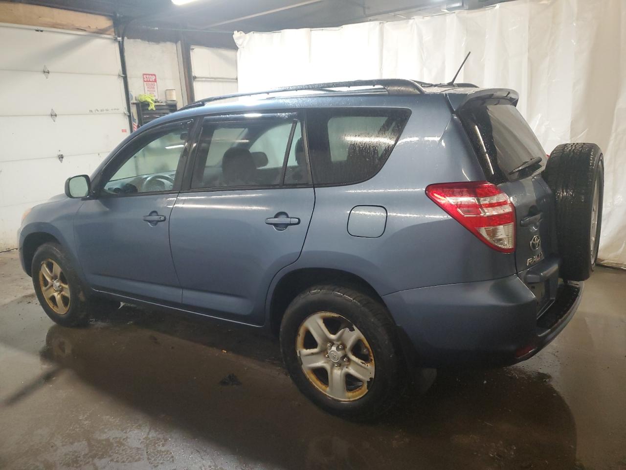 2012 Toyota RAV 4 - Image 2