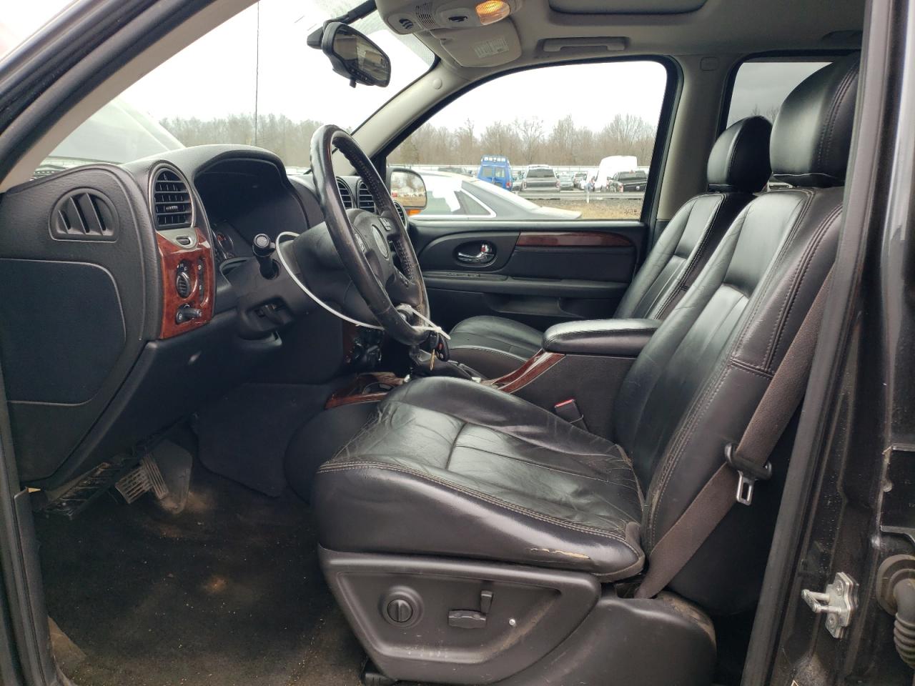 2005 GMC Envoy - Image 7