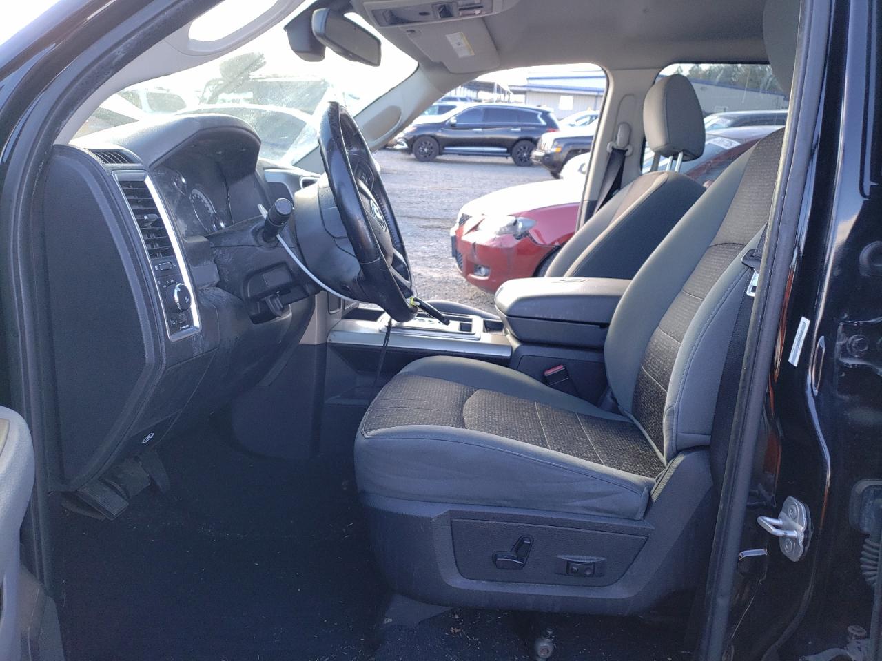 2013 RAM 1500 - Image 7