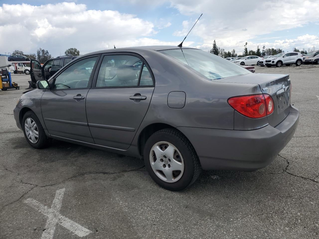 2007 Toyota Corolla - Image 2