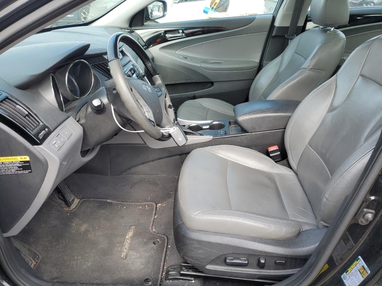 2012 Hyundai Sonata - Image 7