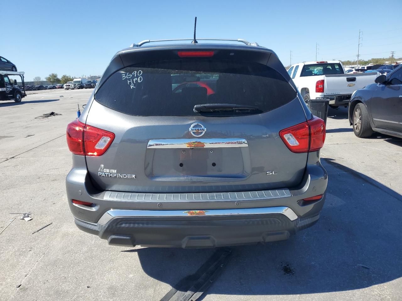 2018 Nissan Pathfinder - Image 6