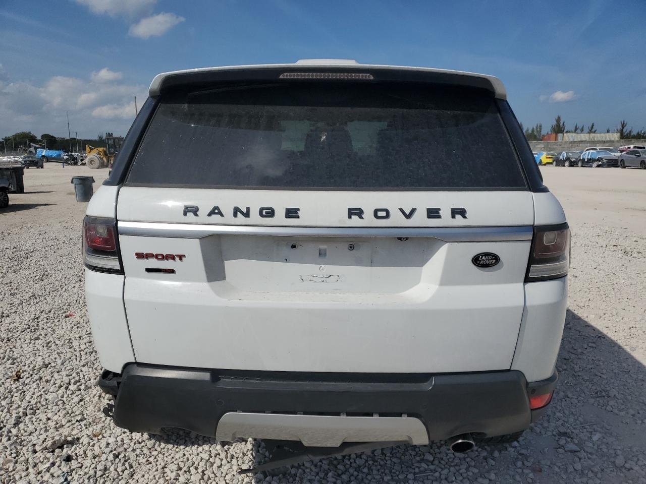 2014 Land Rover Range Rover - Image 6