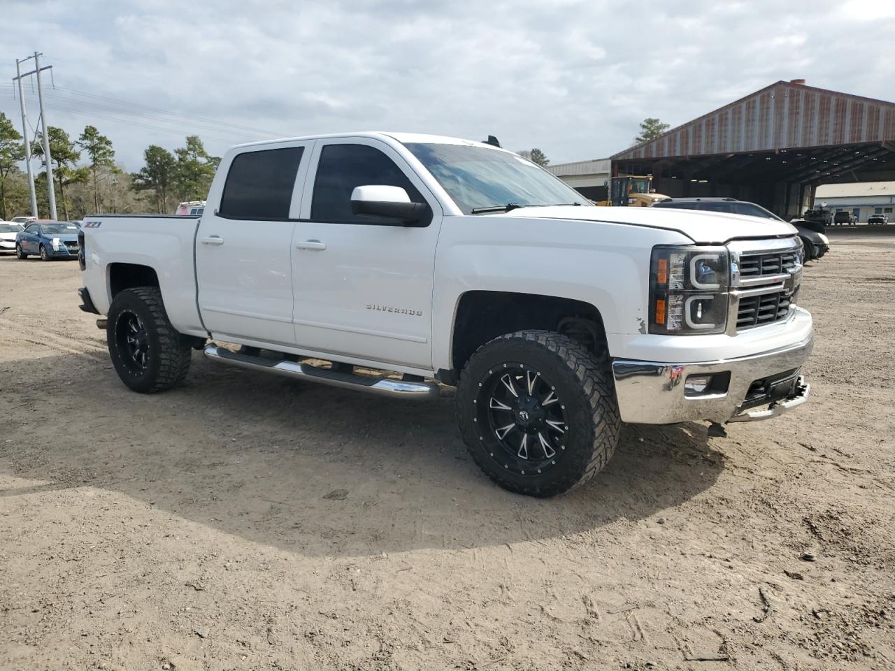 2015 Chevrolet Silverado - Image 4