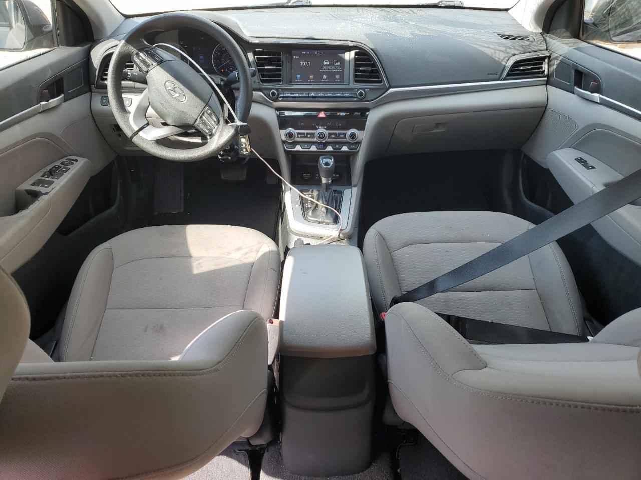 2020 Hyundai Elantra - Image 8