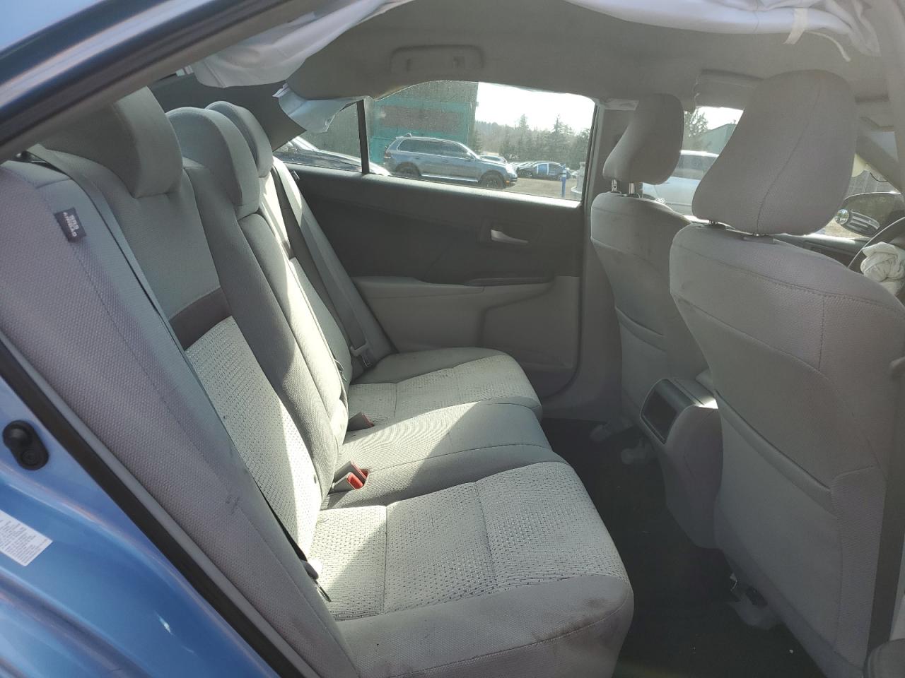 2014 Toyota Camry - Image 10