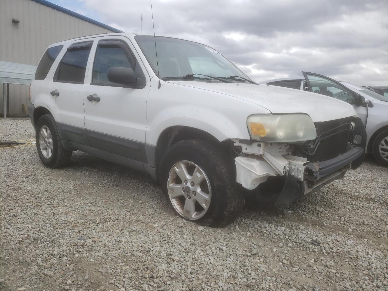 2007 Ford Escape - Image 4