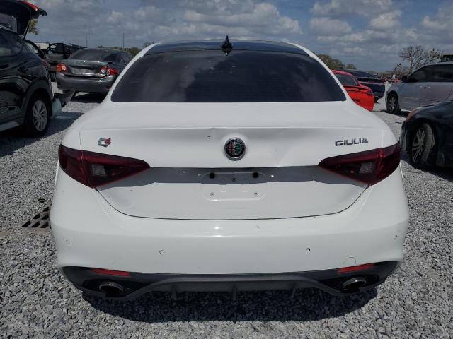  ALFA ROMEO GIULIA 2017 Белый