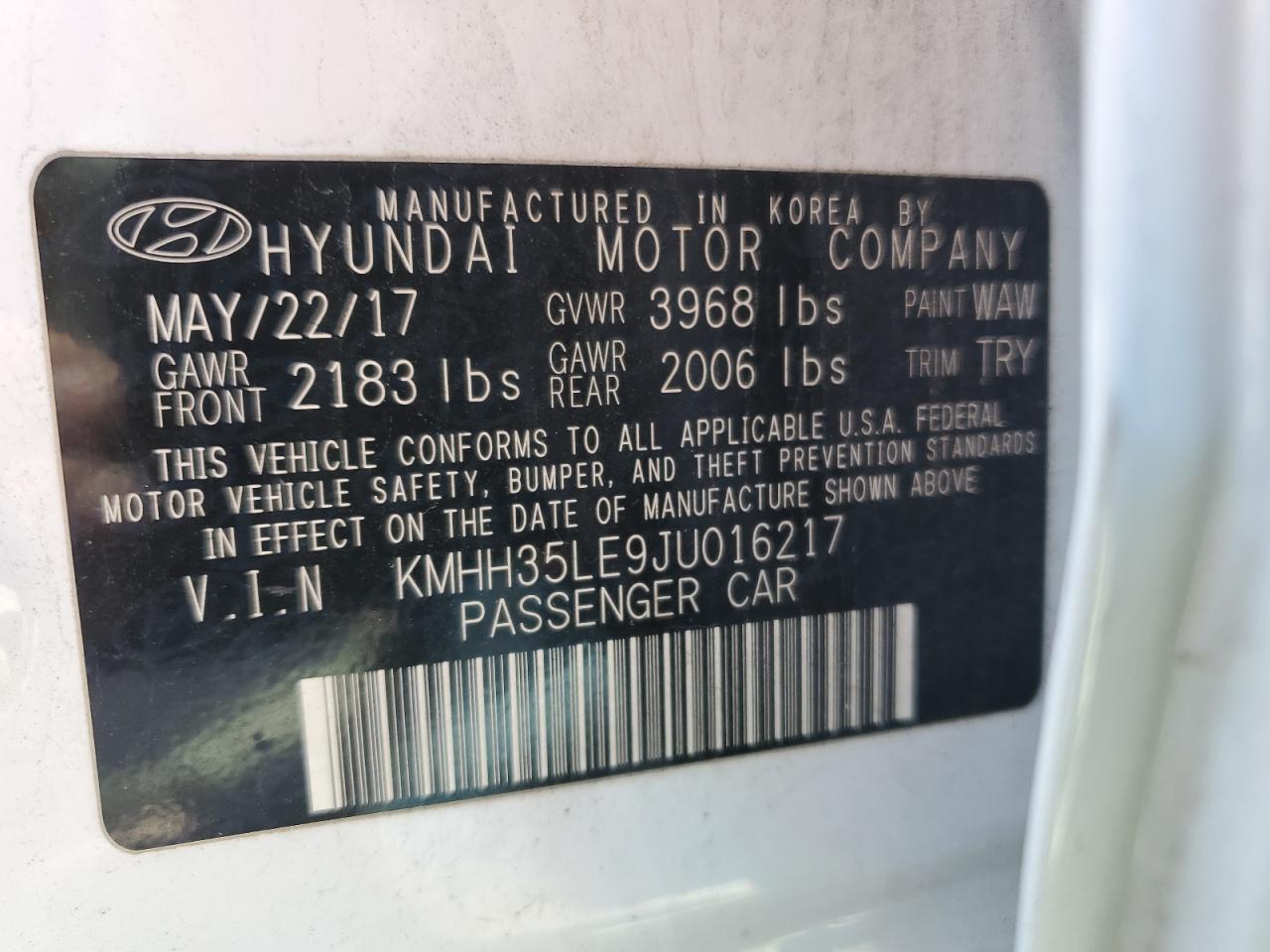 2018 Hyundai Elantra - Image 13