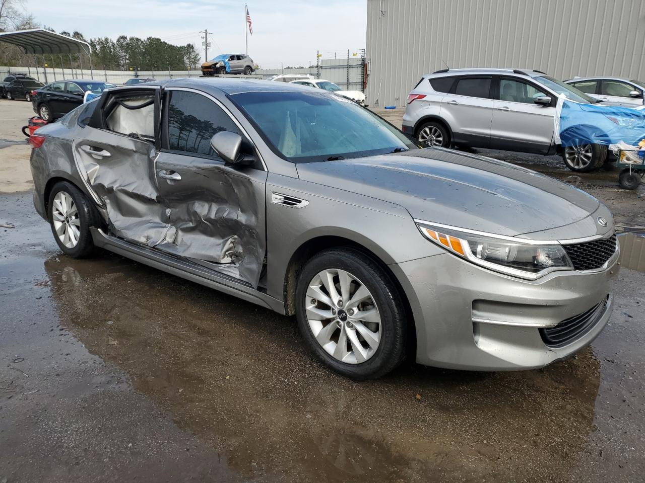 2017 Kia Optima - Image 4