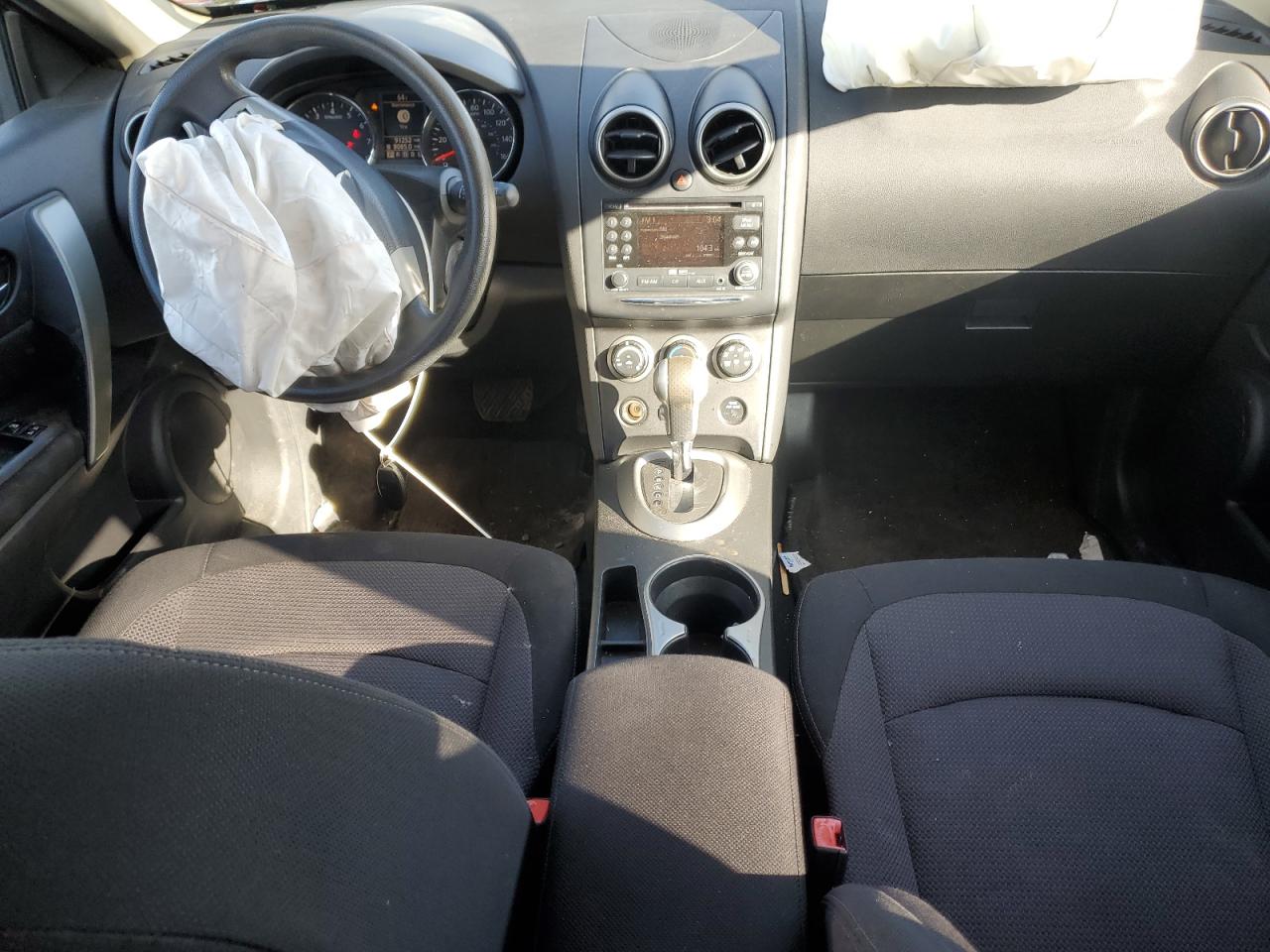 2011 Nissan Rogue - Image 8