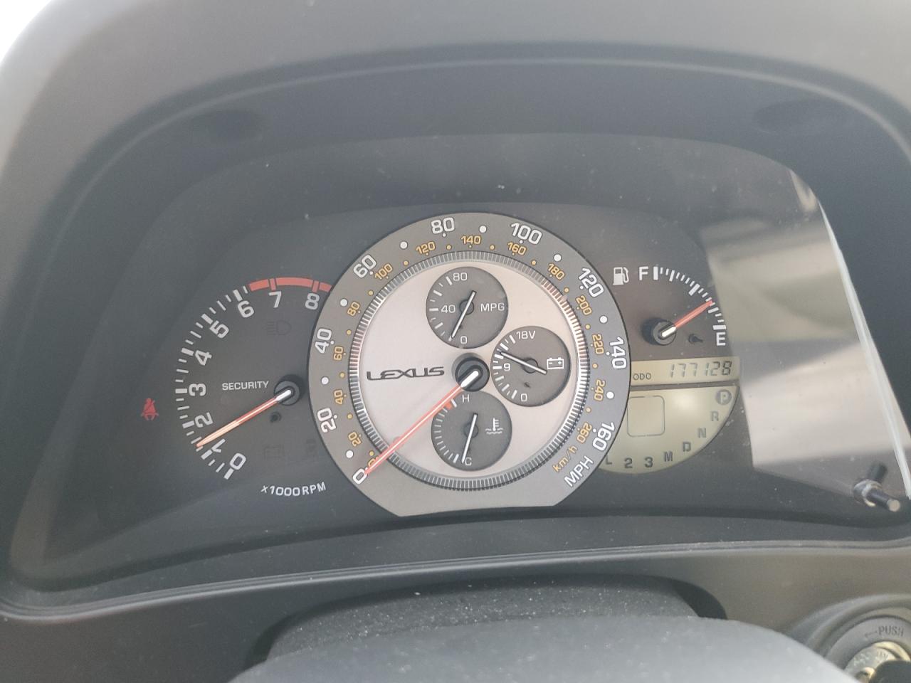 2001 Lexus Is 300 VIN: JTHBD182810009795 Lot: 50498255