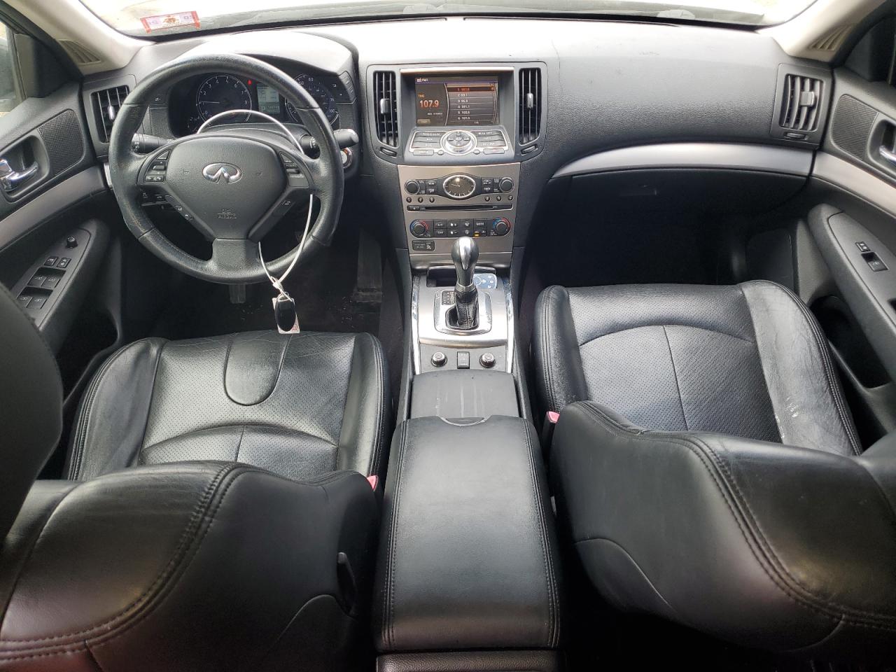 2011 Infiniti G - Image 8