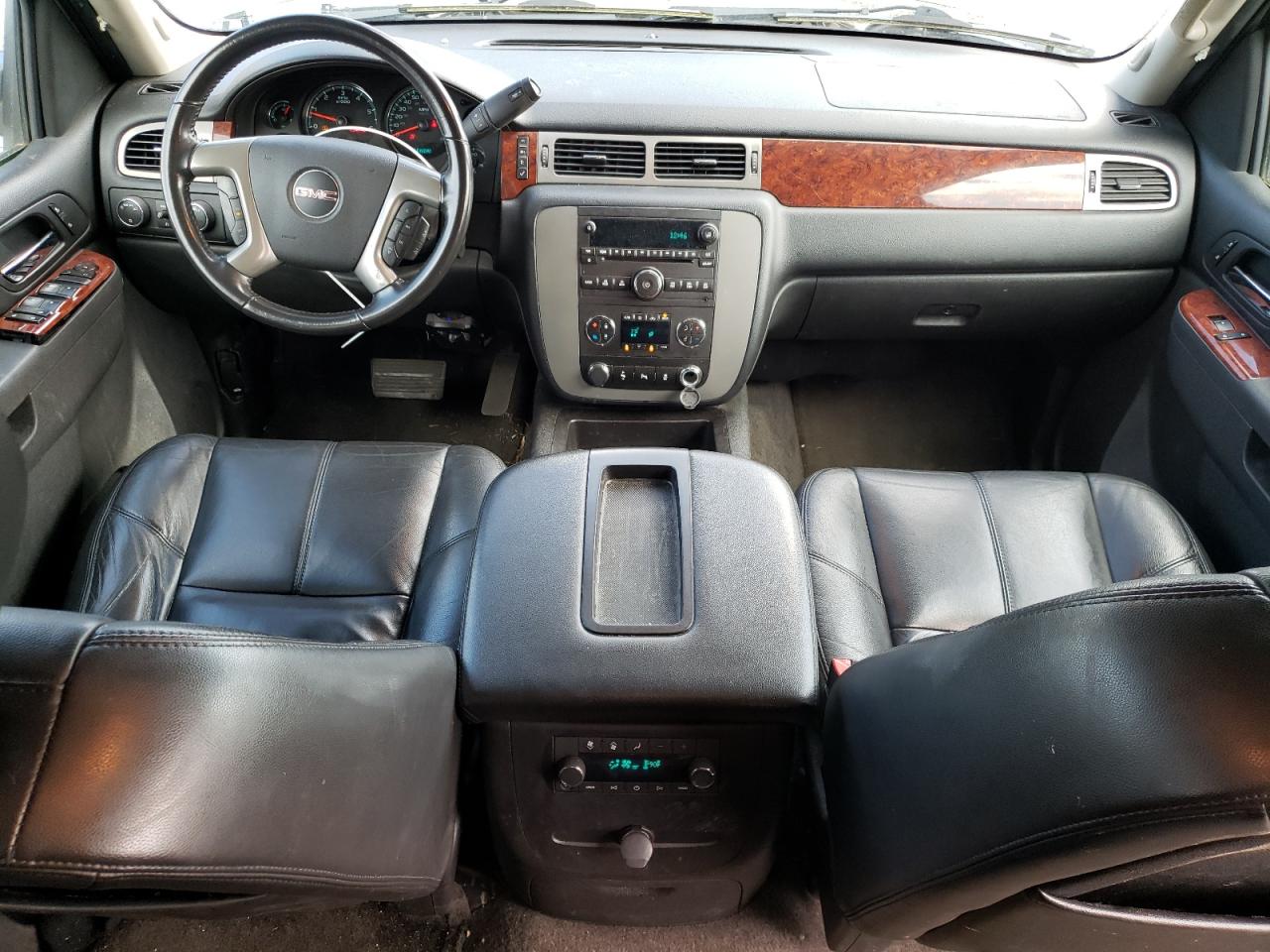 2014 GMC Yukon - Image 8