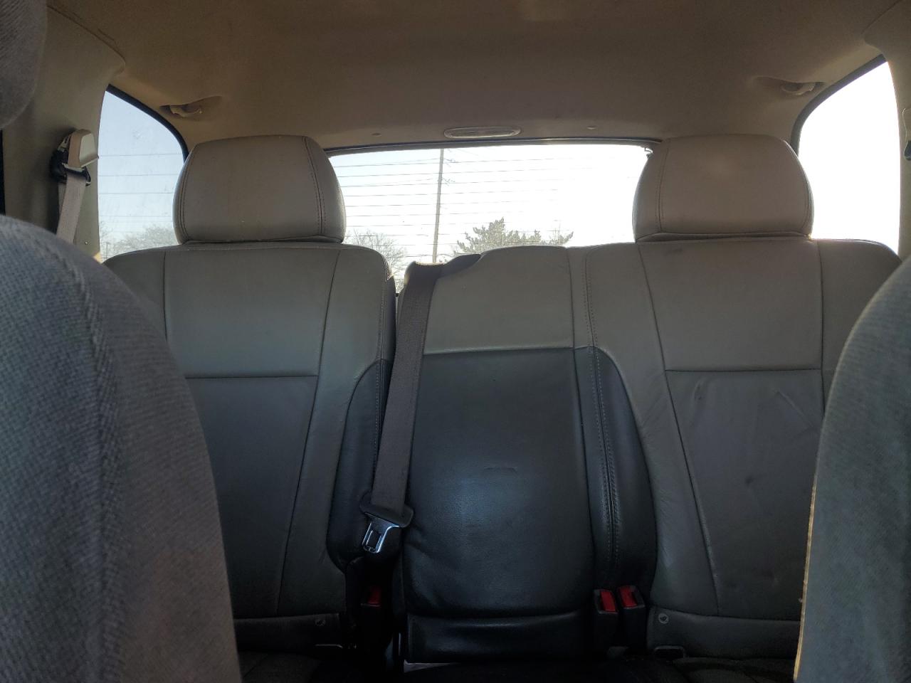 2004 Chevrolet TrailBlazer - Image 10