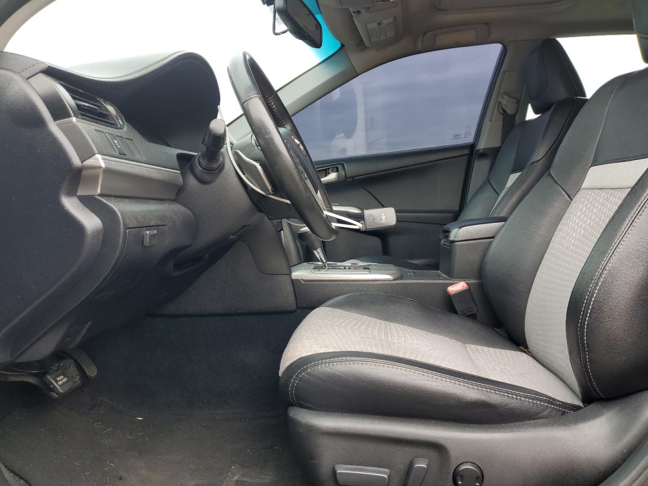 2013 Toyota Camry - Image 7