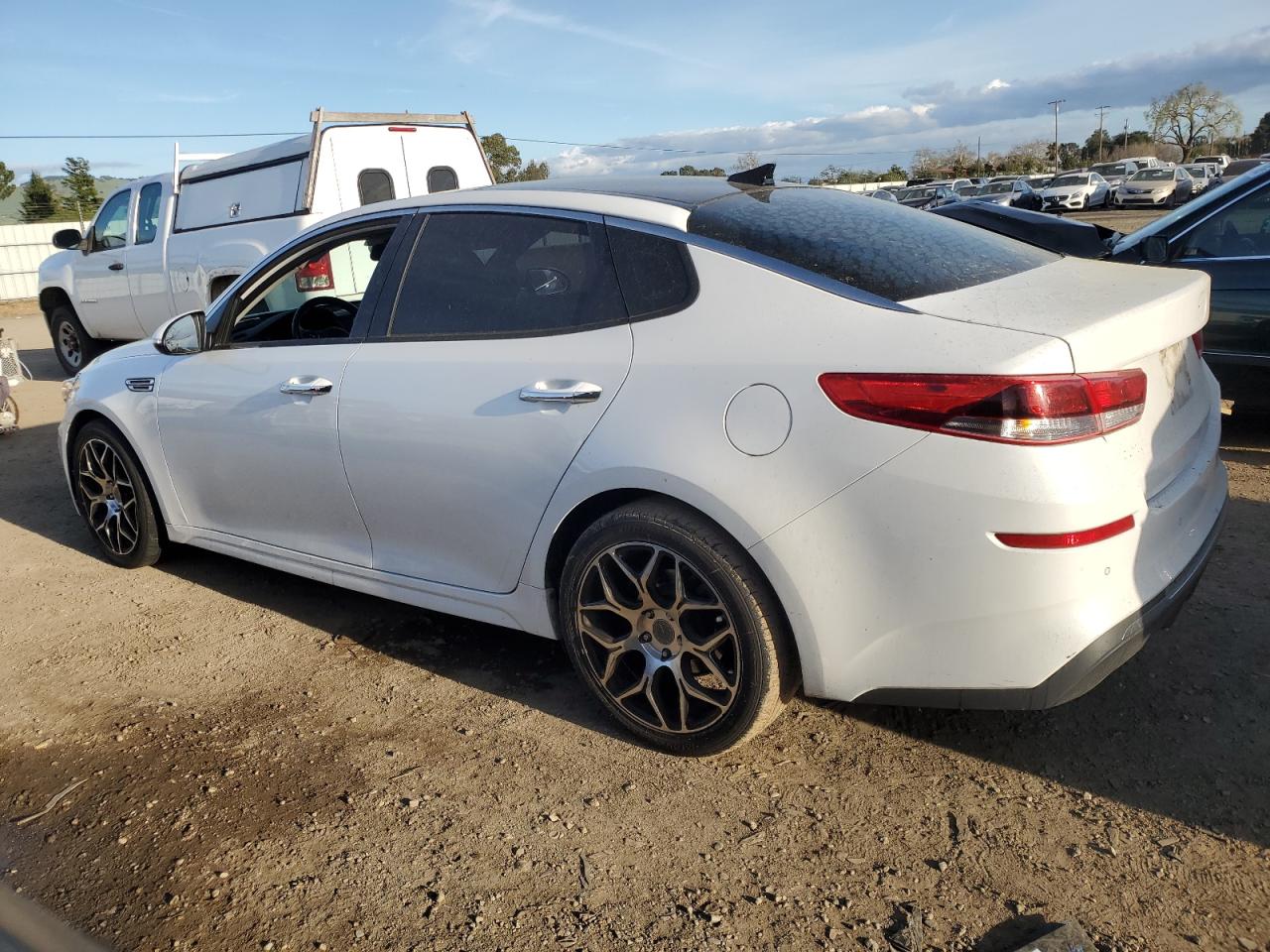 2019 Kia Optima - Image 2