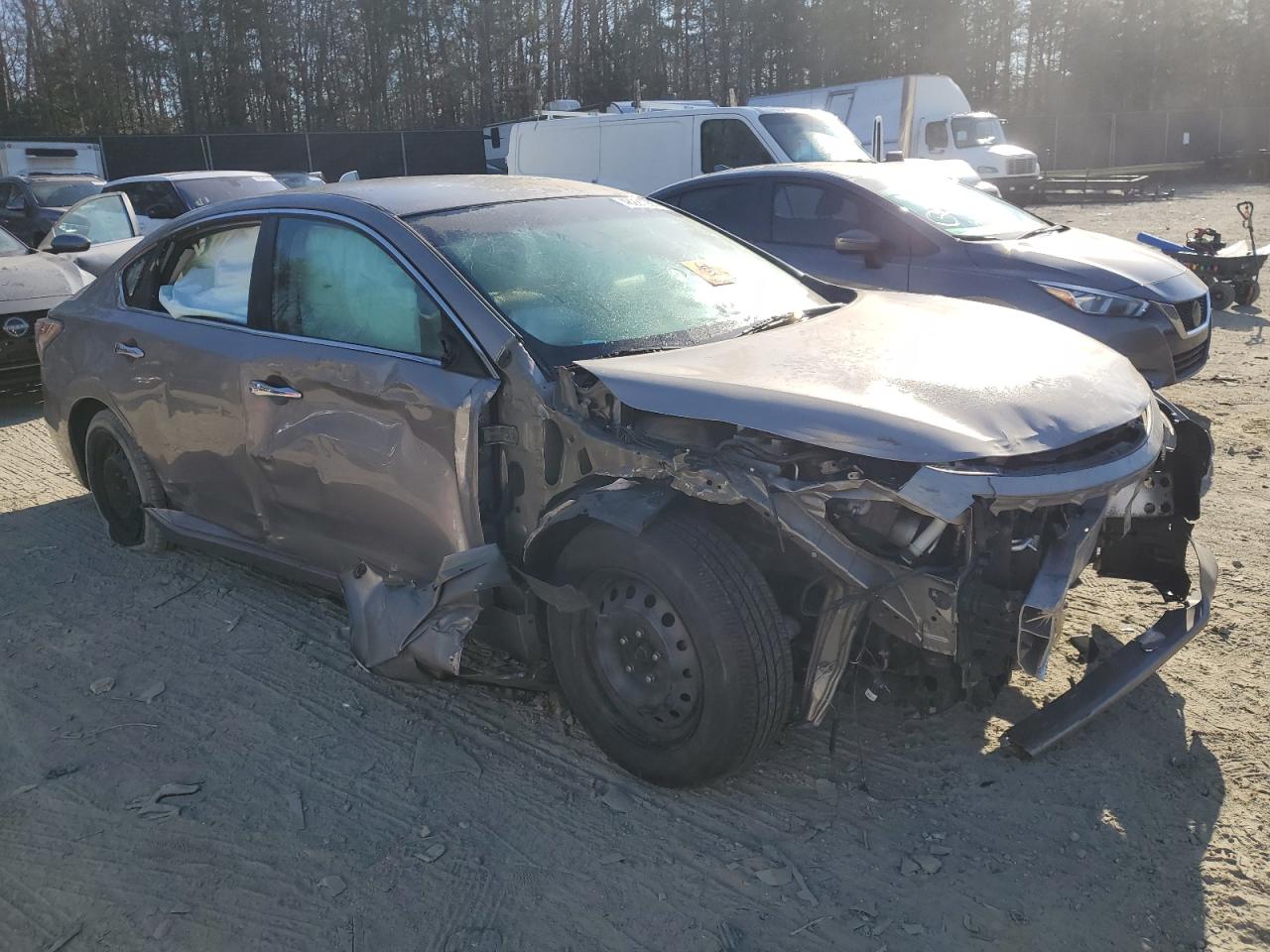 2015 Nissan Altima - Image 4