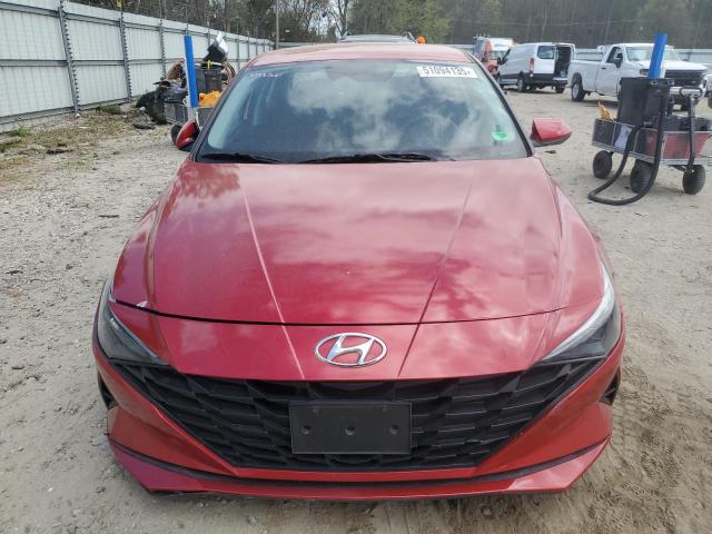  HYUNDAI ELANTRA 2021 Красный