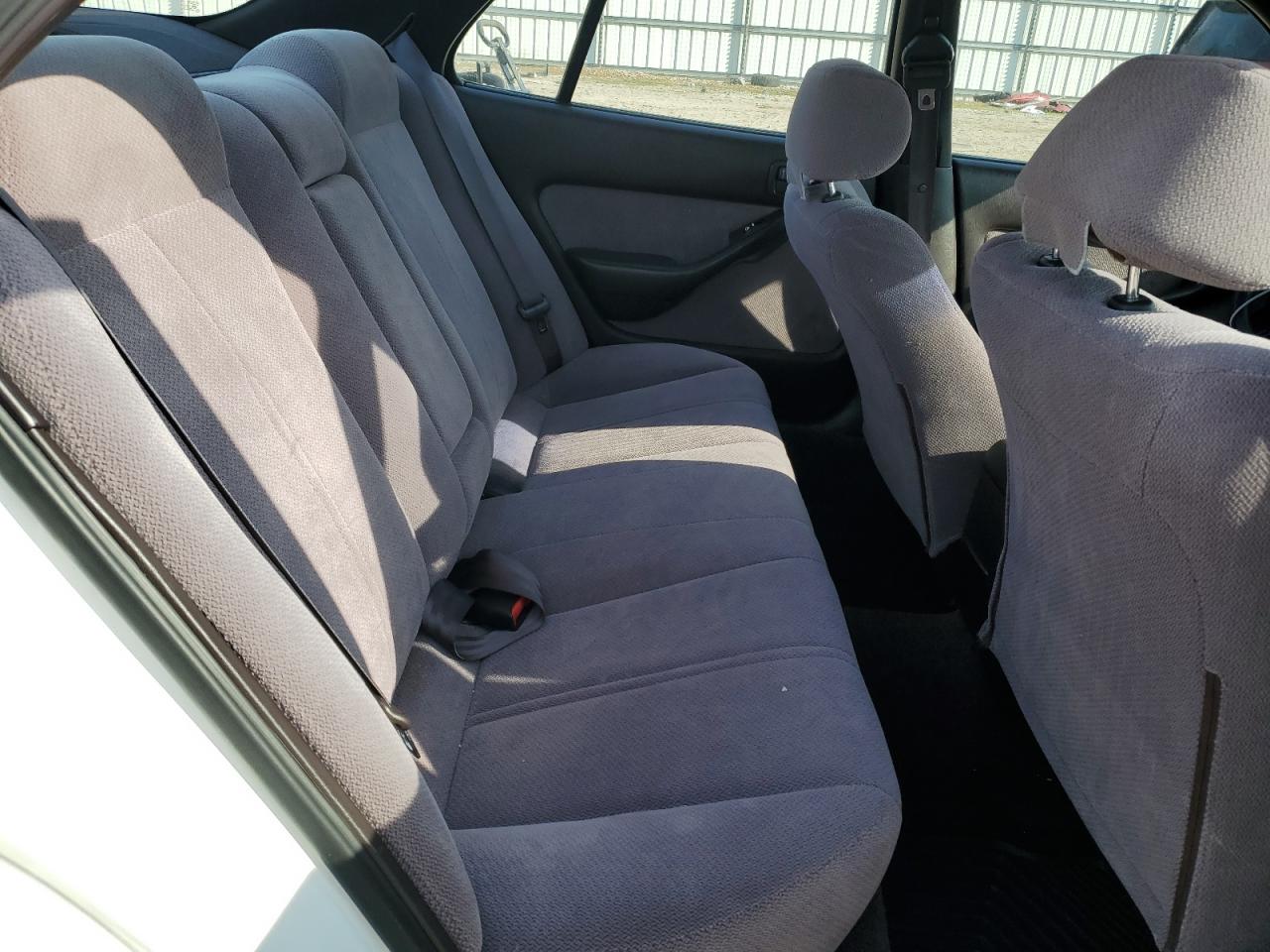 1995 Toyota Camry - Image 10
