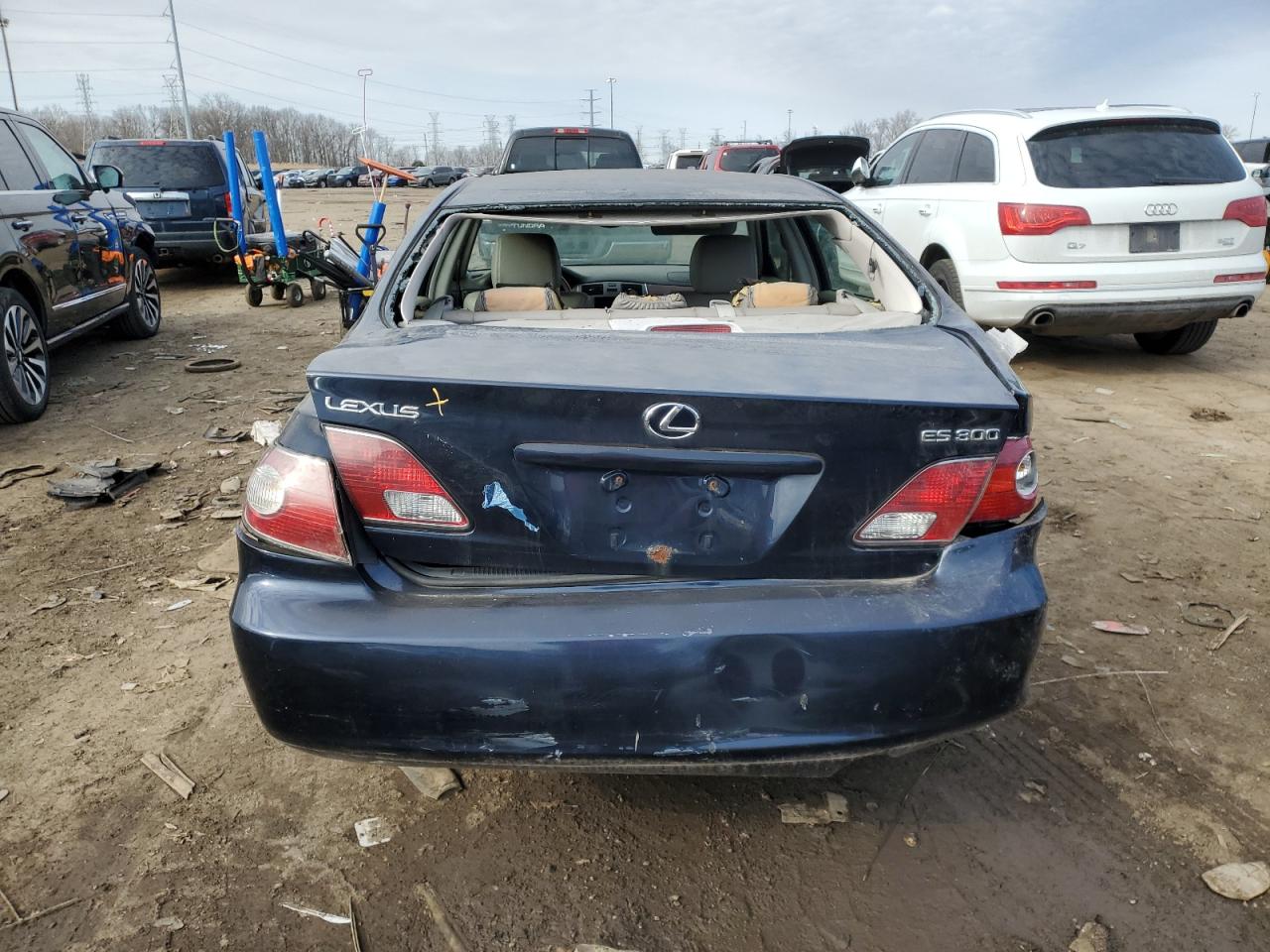 2002 Lexus ES - Image 6