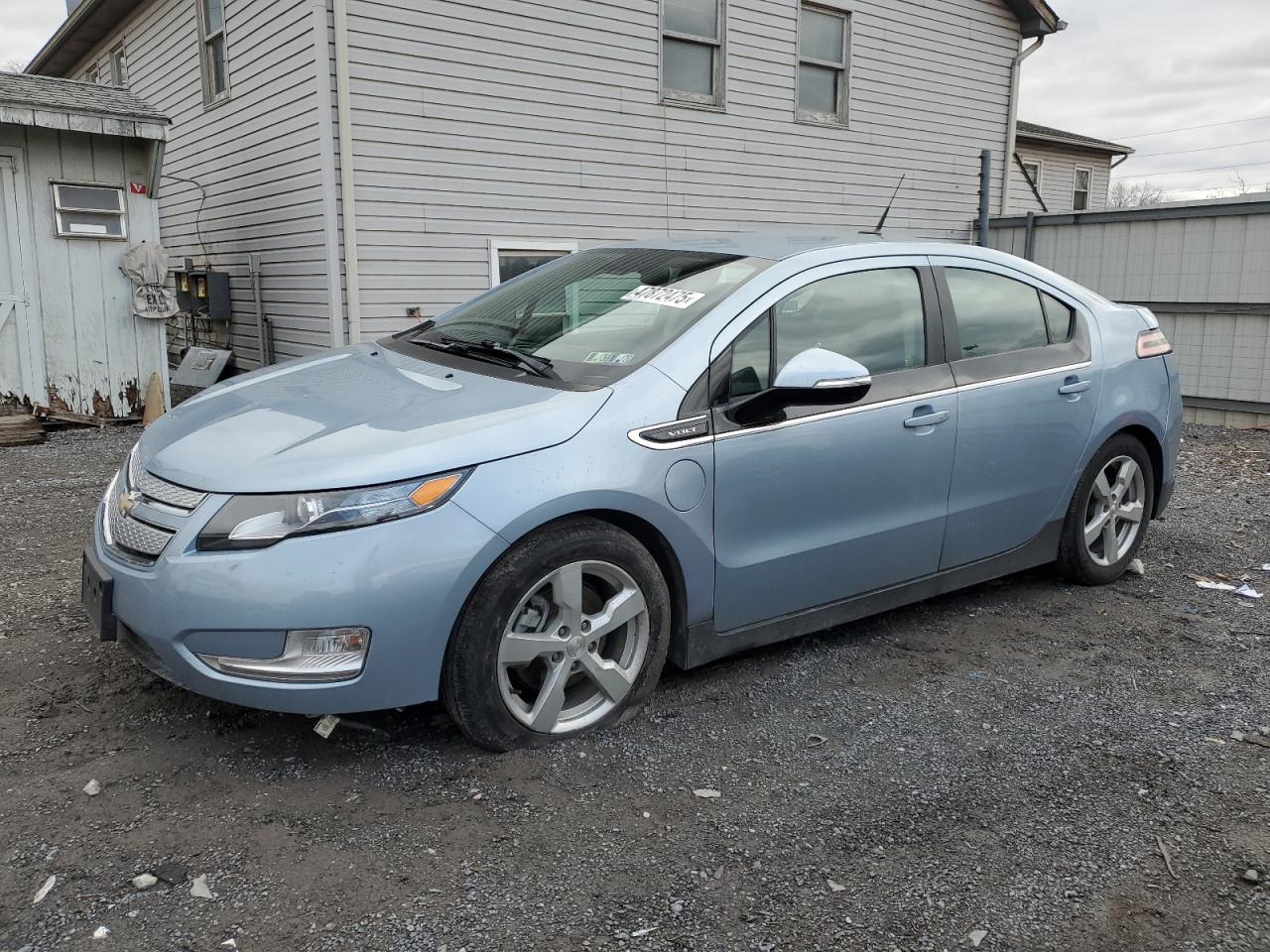 2014 Chevrolet Volt - Image 1