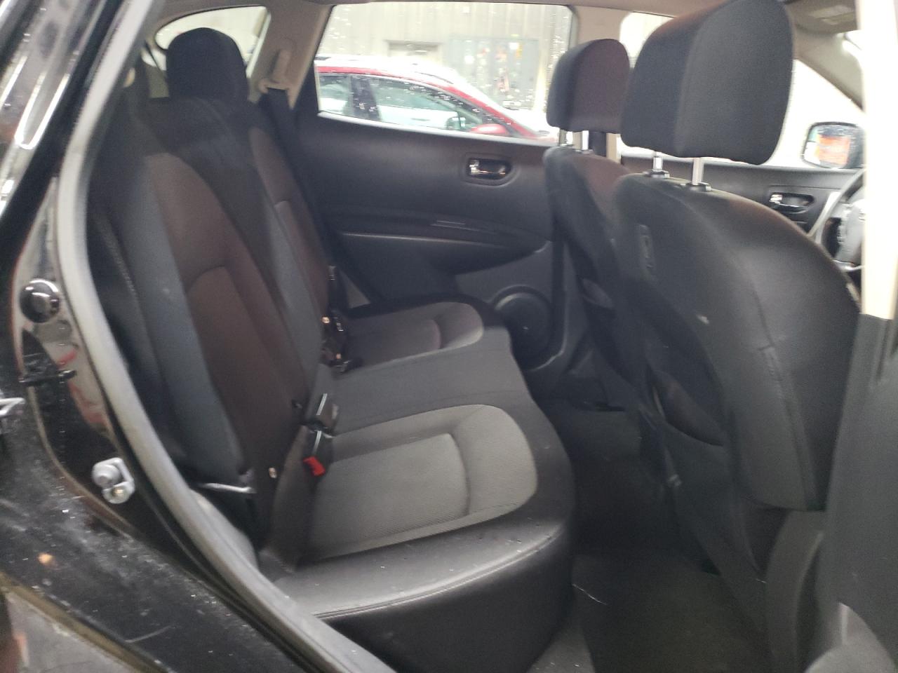 2011 Nissan Rogue - Image 10