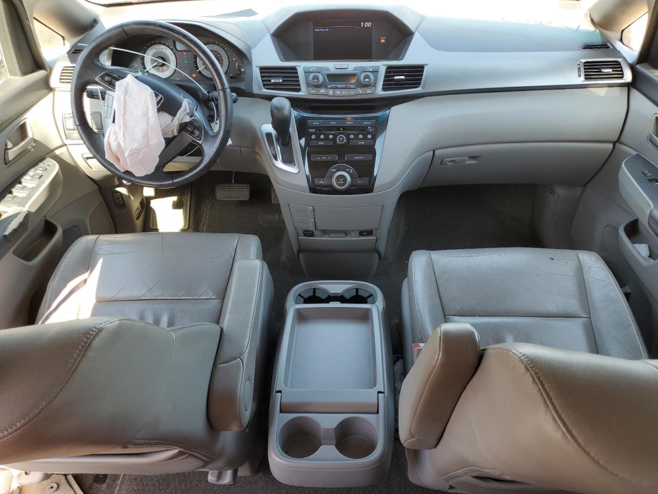 2012 Honda Odyssey - Image 8