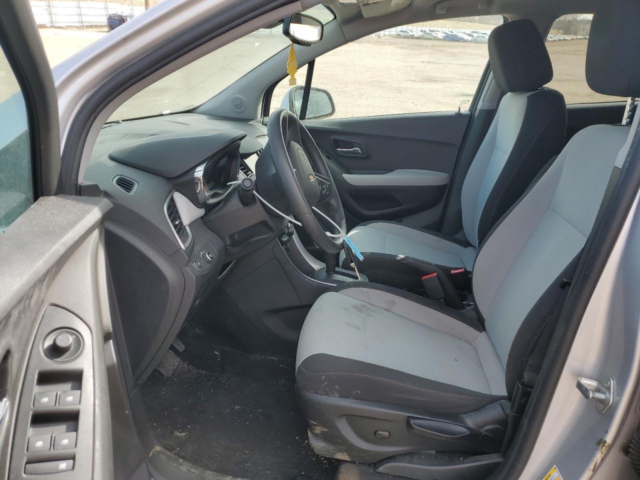 2019 Chevrolet Trax Ls VIN: 3GNCJNSBXKL218854 Lot: 68639465