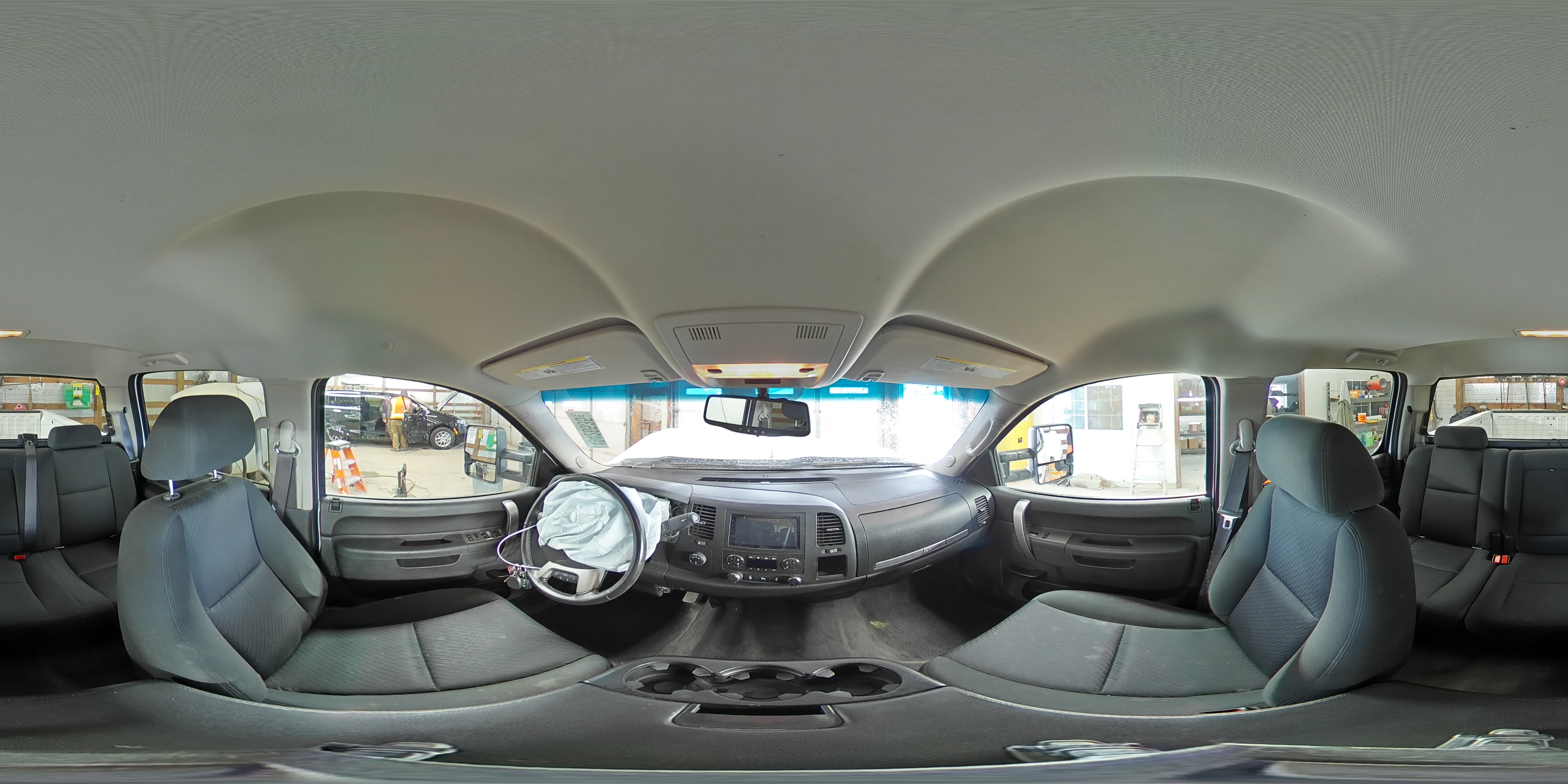 2013 Chevrolet Silverado - Image 14