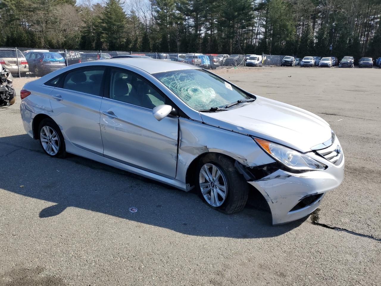 2014 Hyundai Sonata - Image 4