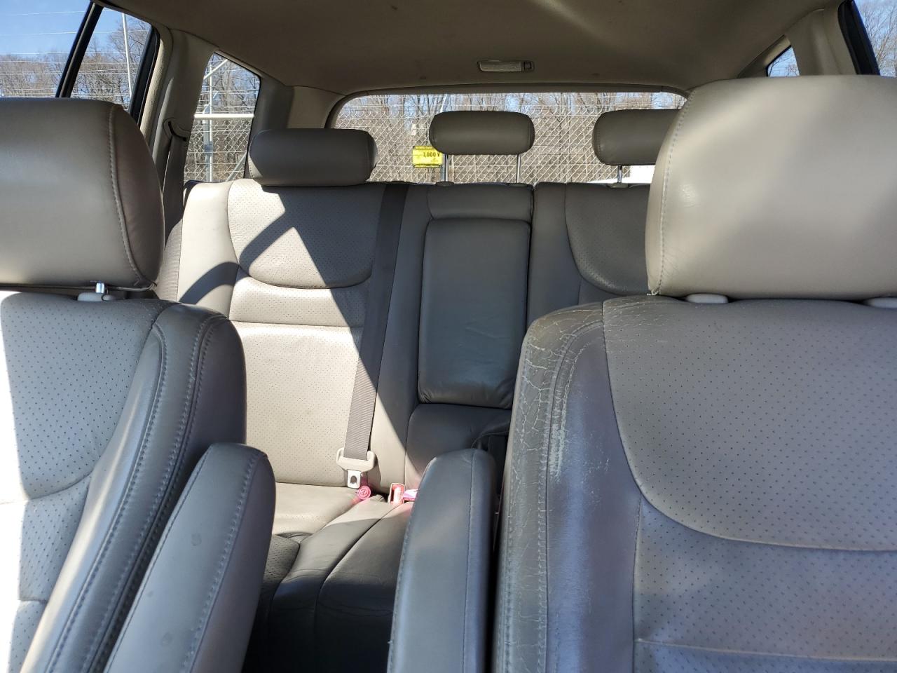 2003 Toyota Highlander - Image 10