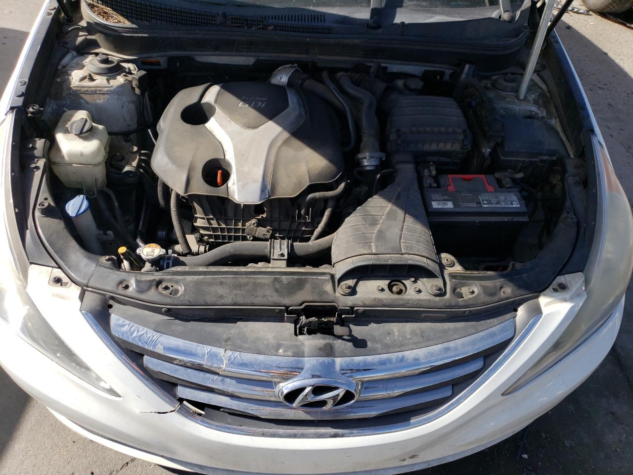 2014 Hyundai Sonata - Image 11