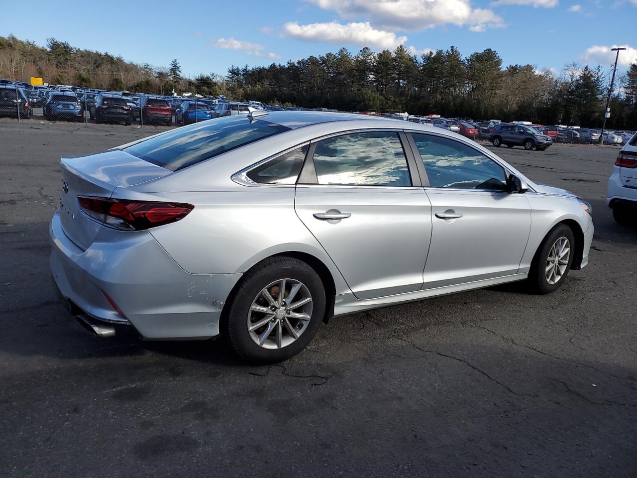 2018 Hyundai Sonata - Image 3