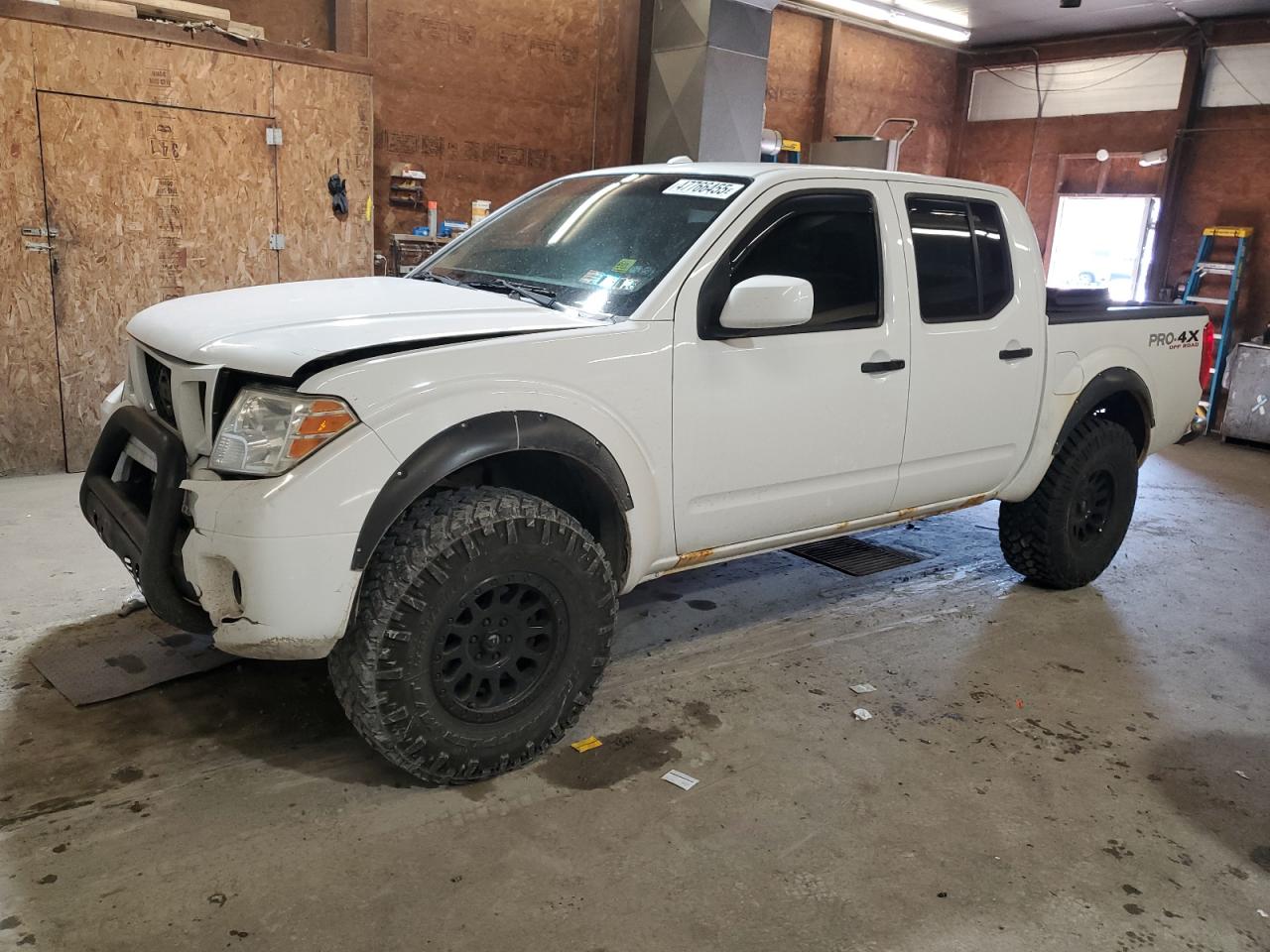 2009 Nissan Navara (Frontier) - Image 1