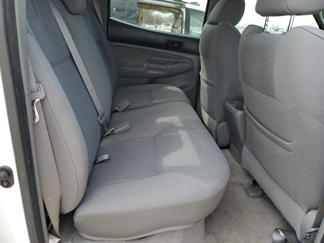 2006 Toyota Tacoma - Image 10