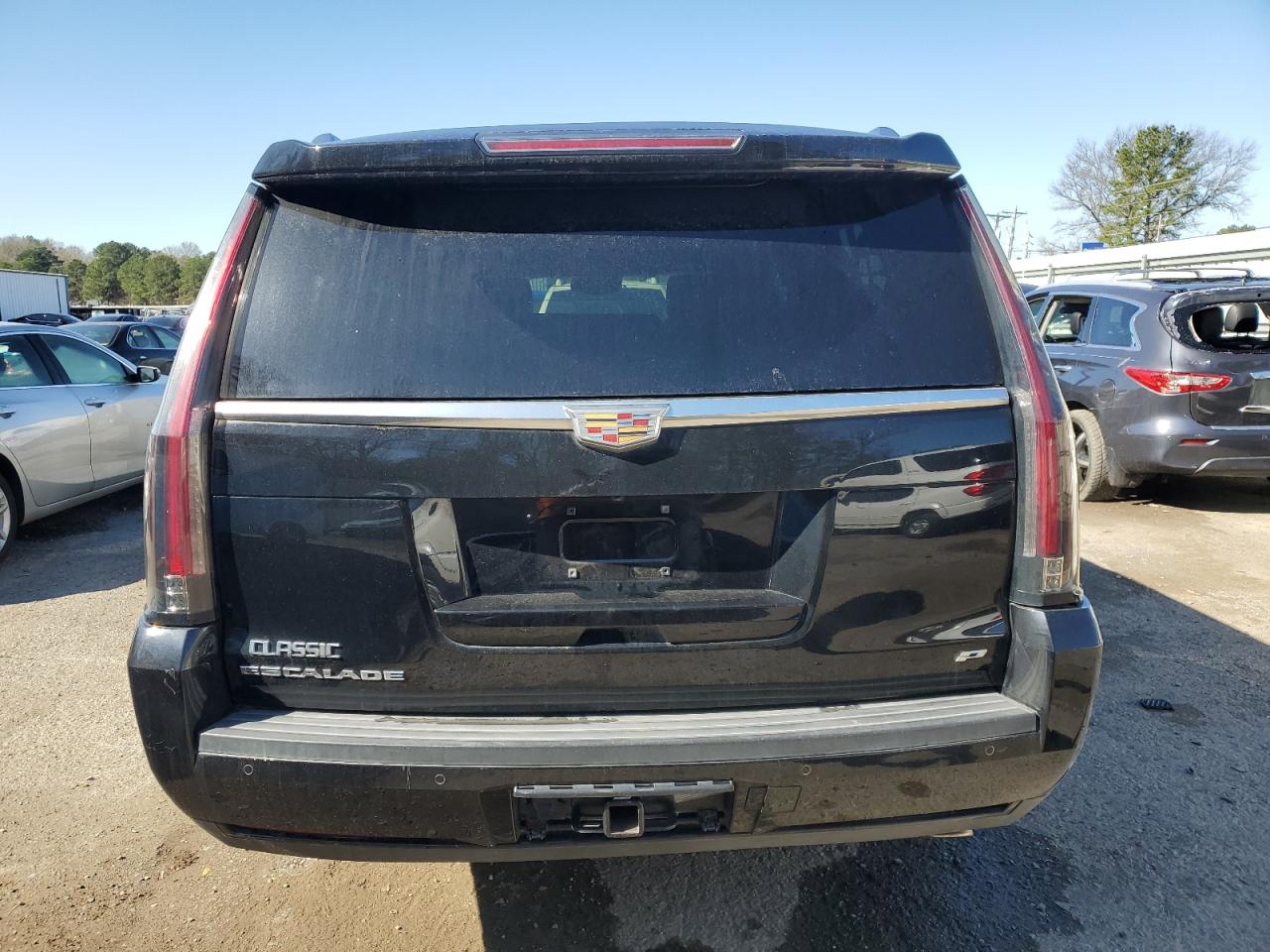 2015 Cadillac Escalade - Image 6