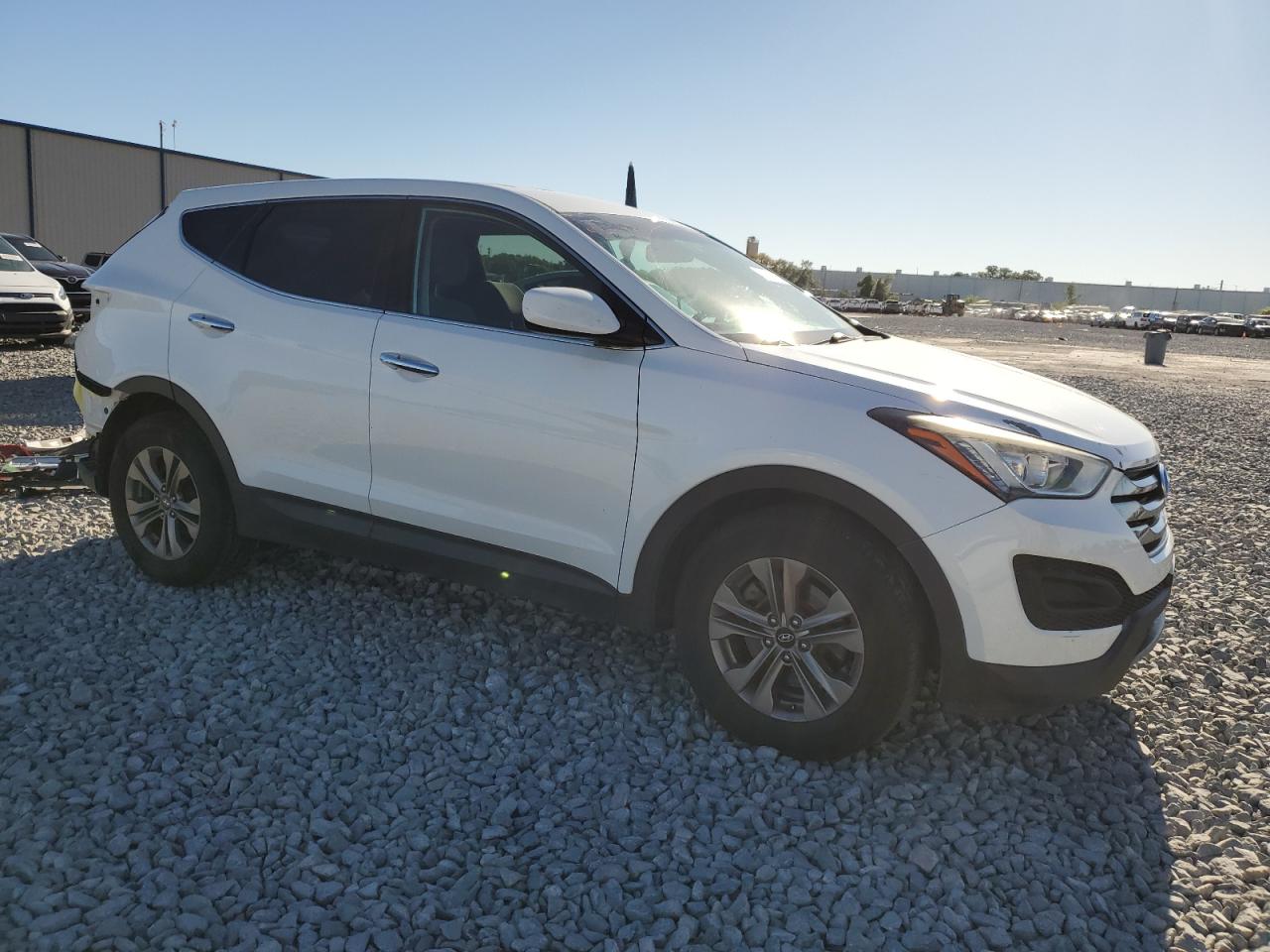 2016 Hyundai Santa Fe - Image 4