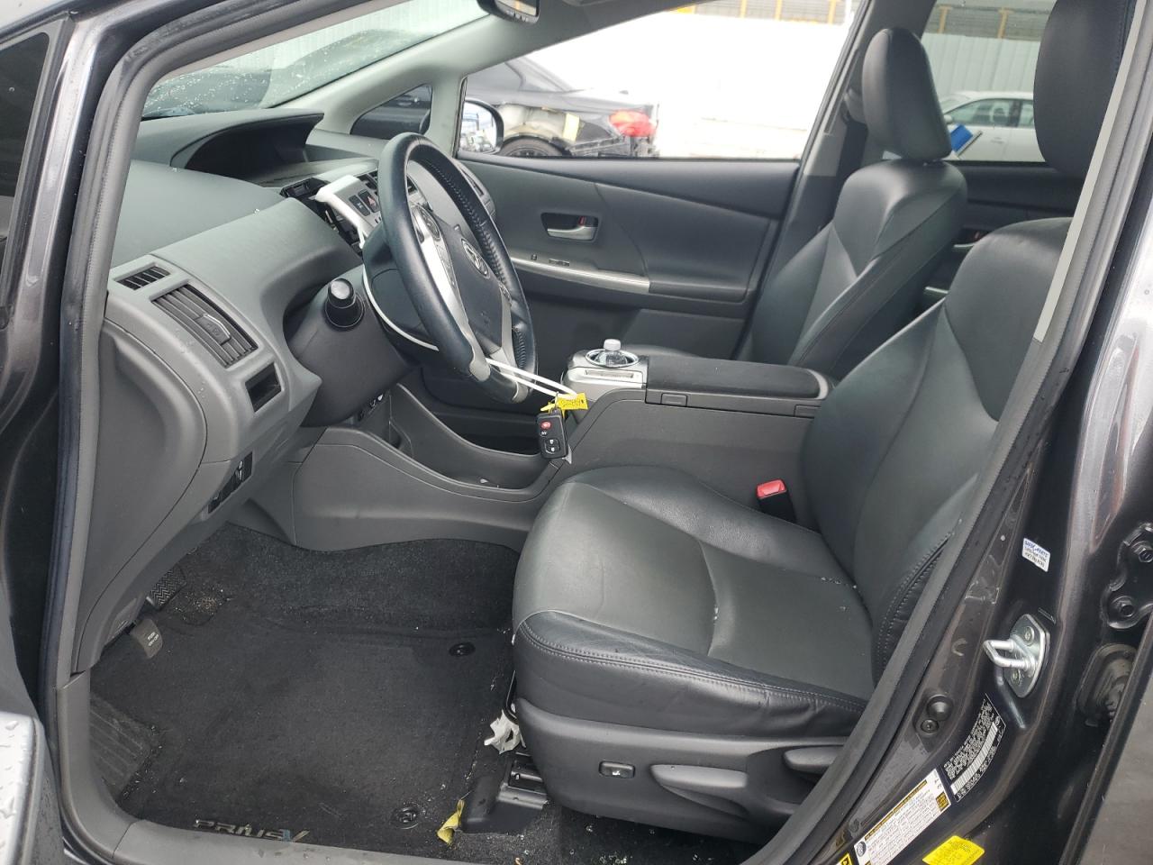 2013 Toyota Prius - Image 7