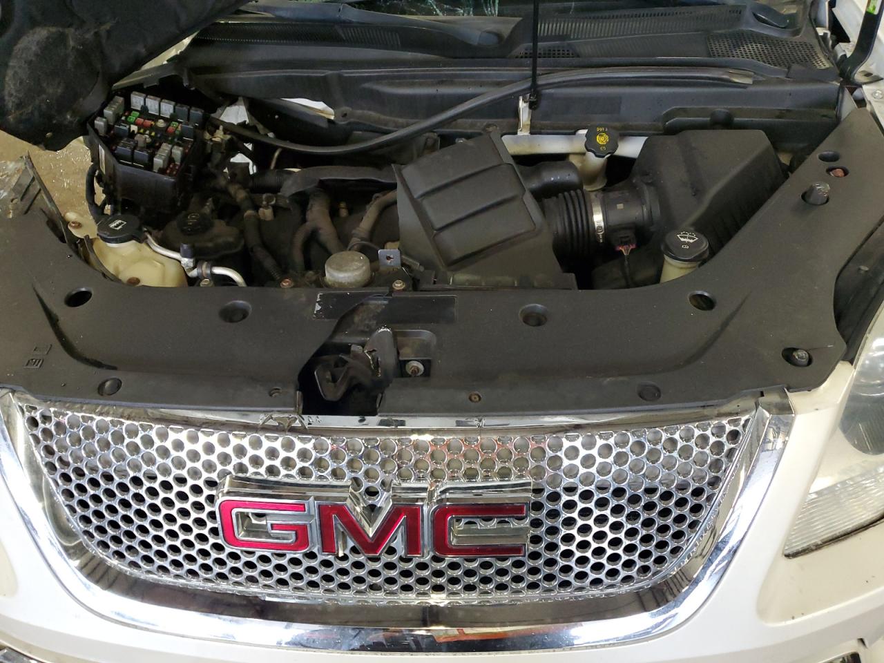 2011 GMC Acadia - Image 12